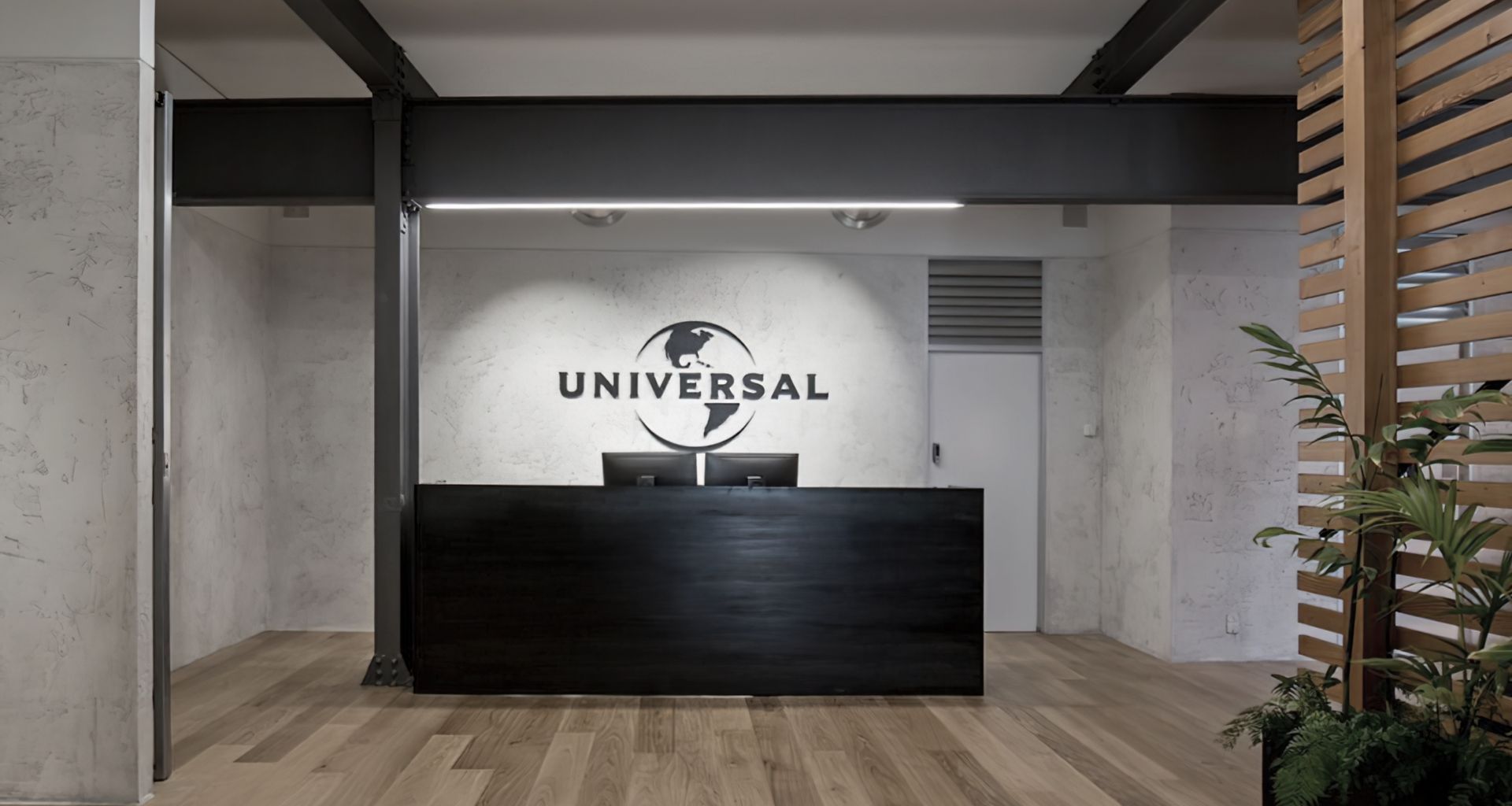 Universal Music, Auckland banner