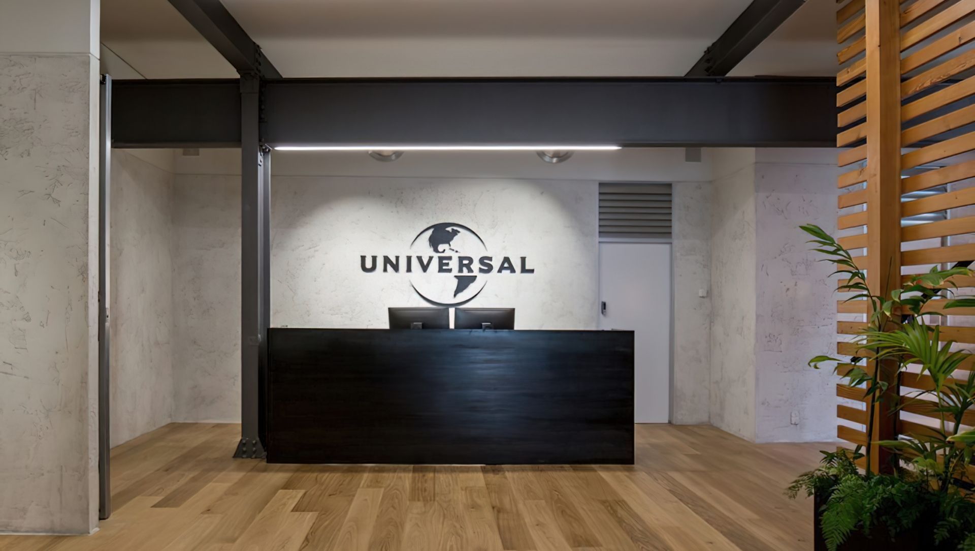 Universal Music, Auckland banner