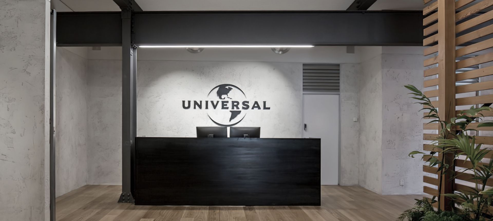 Universal Music, Auckland banner