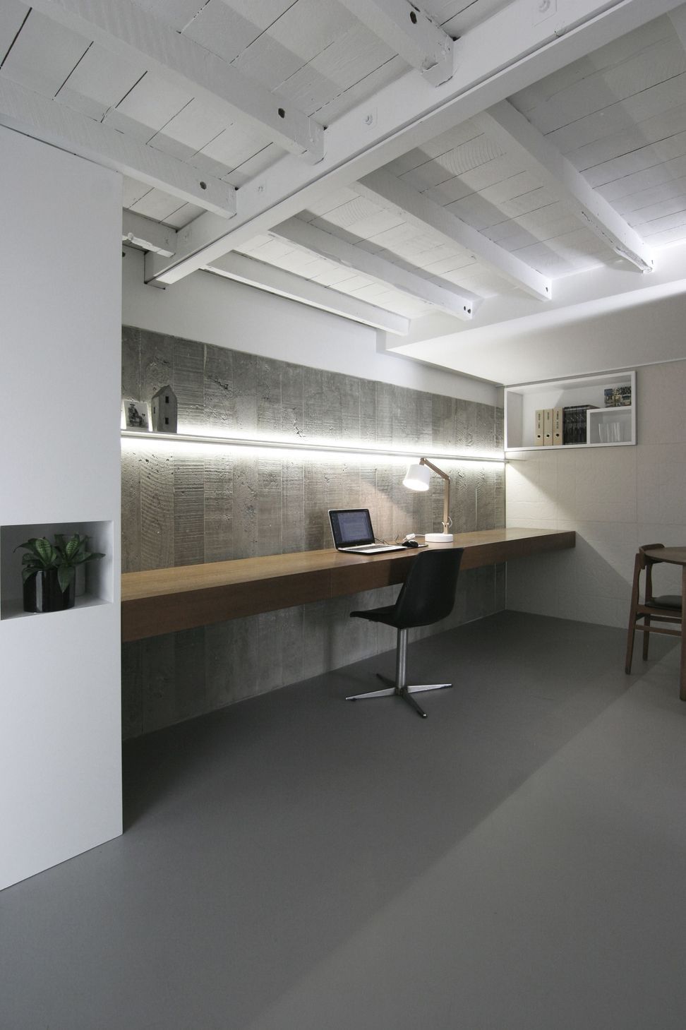 office aka on a