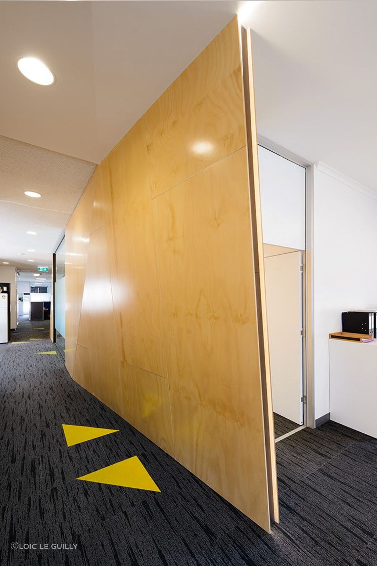 bennetts-office-fitout-blade.jpg