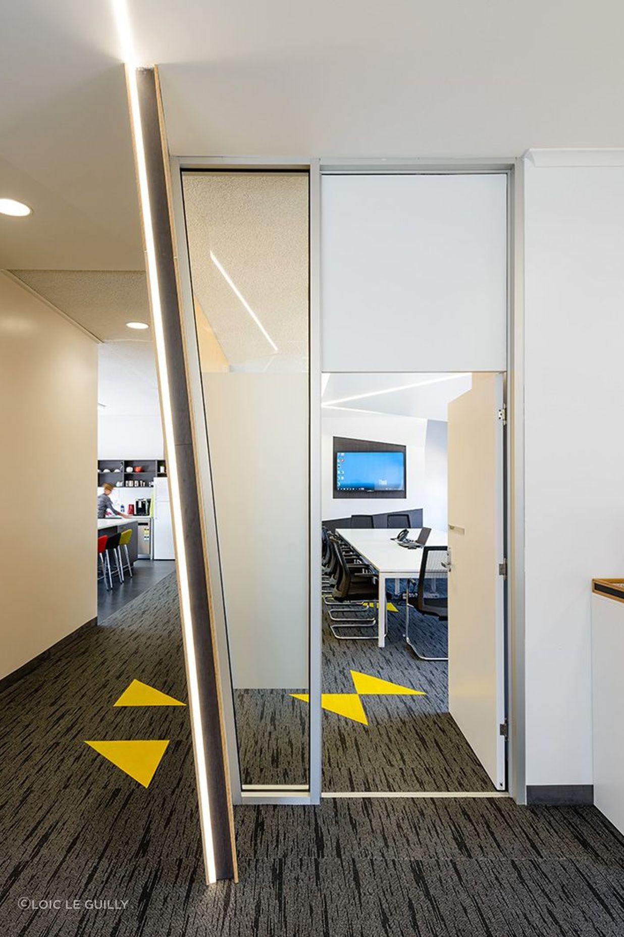 bennetts-office-fitout-door.jpg