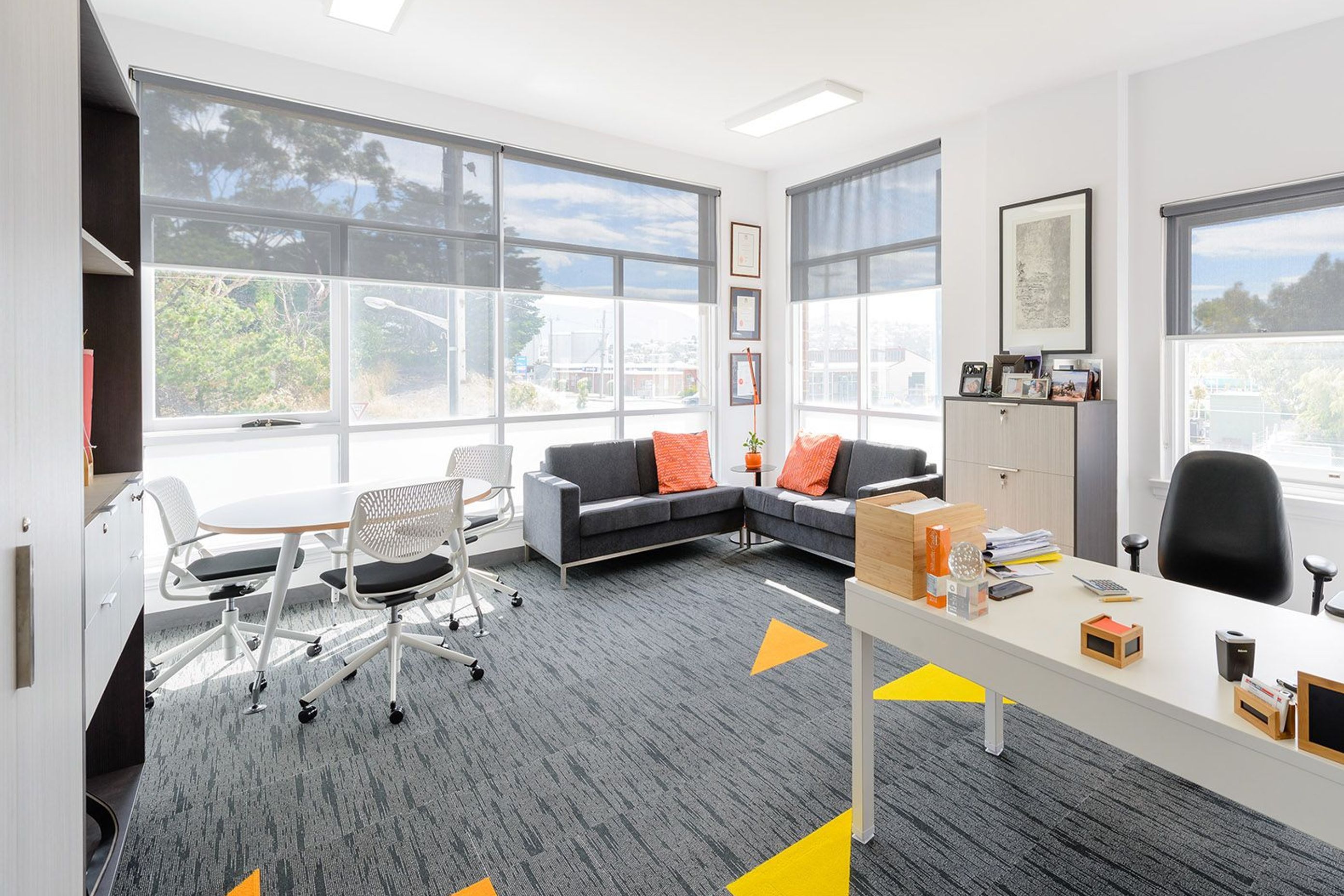 bennetts-office-fitout-private-office.jpg