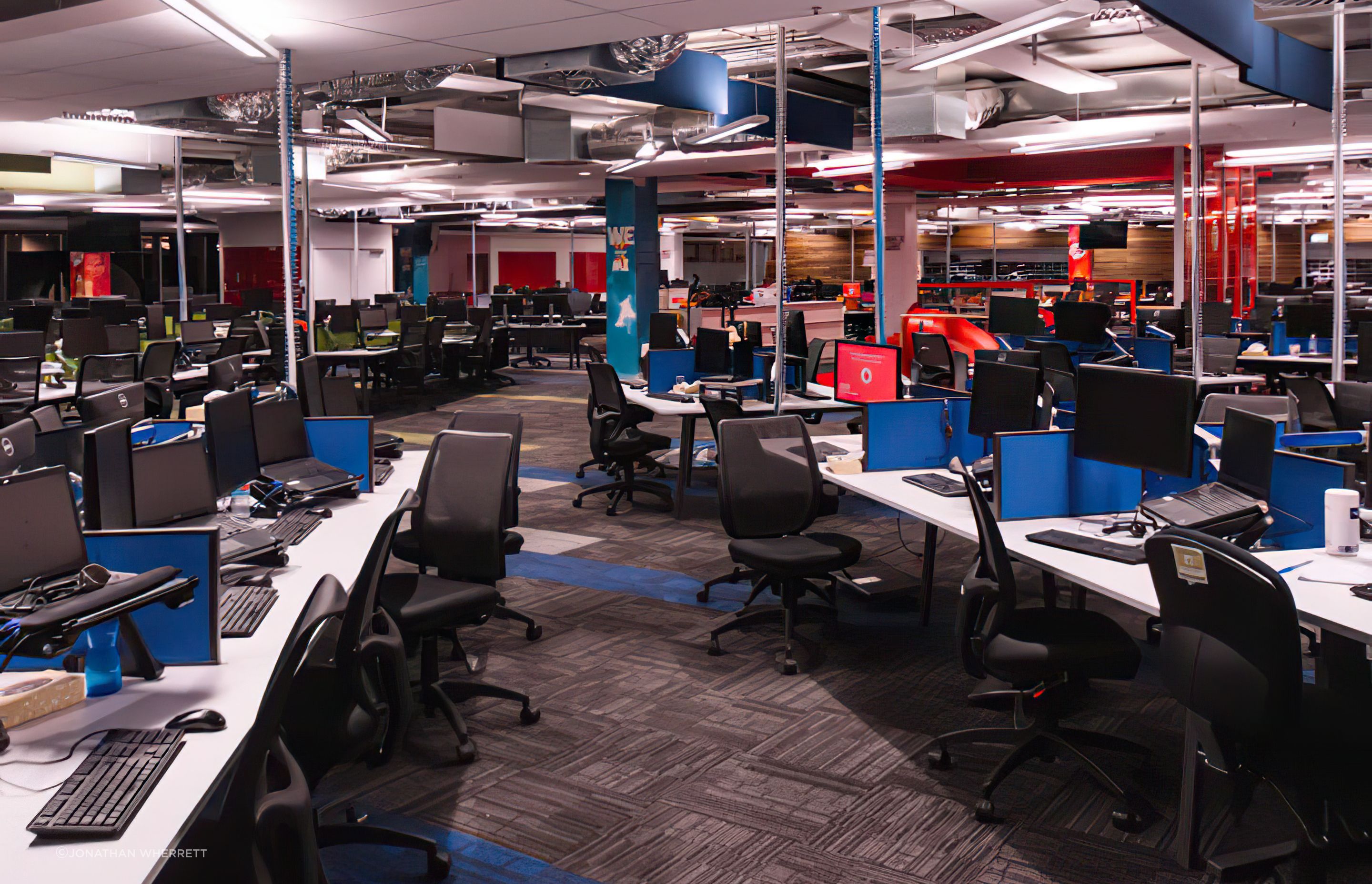 buildmevodafone-blue-team-gigapixel-standard-scale-481x.jpg