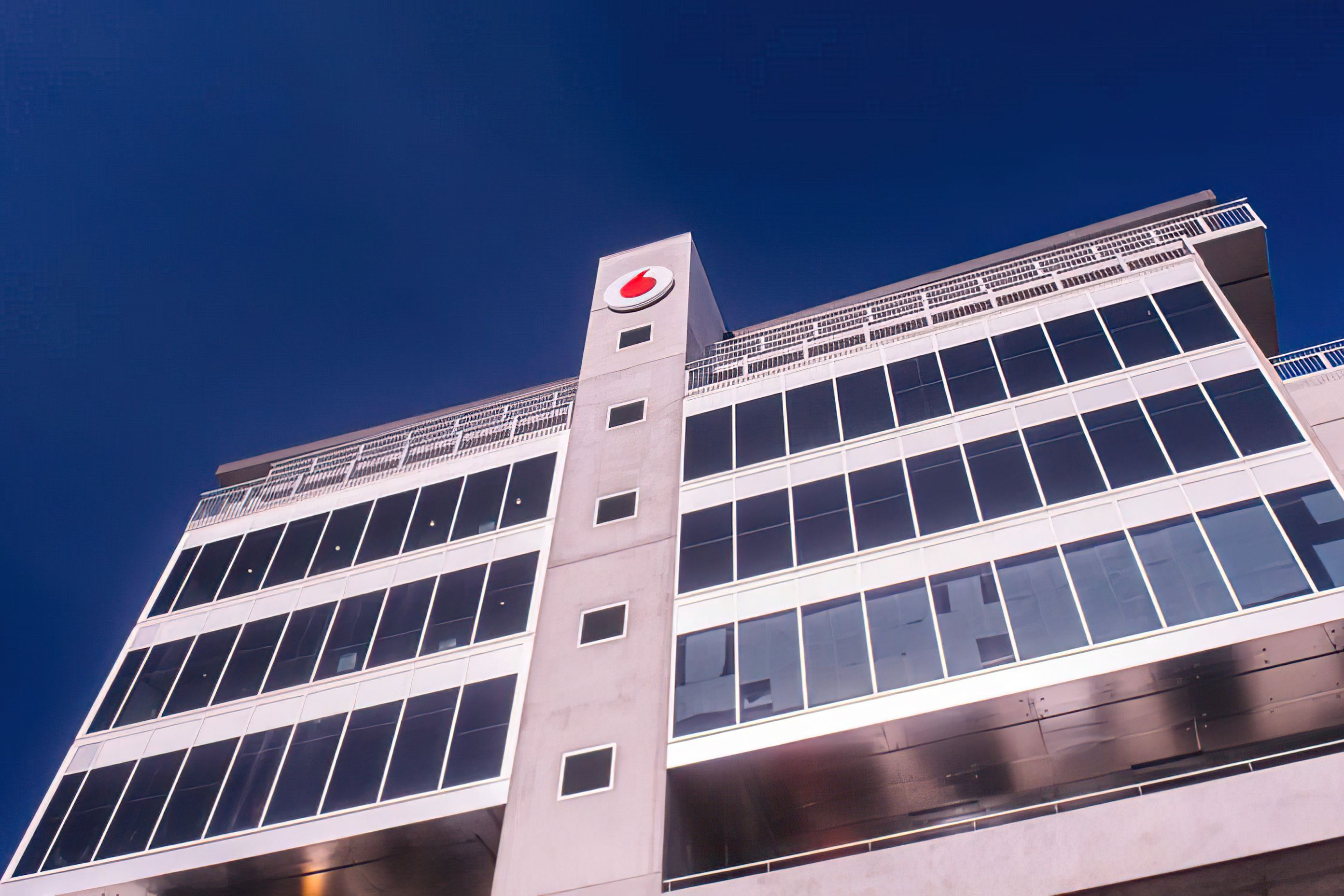 buildmevodafone-exterior-gigapixel-standard-scale-481x.jpg
