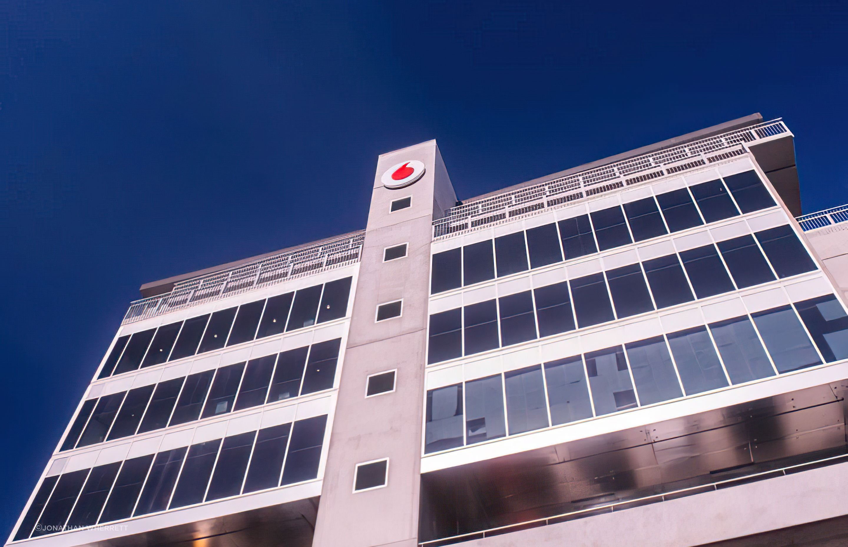 buildmevodafone-exterior-gigapixel-standard-scale-481x.jpg