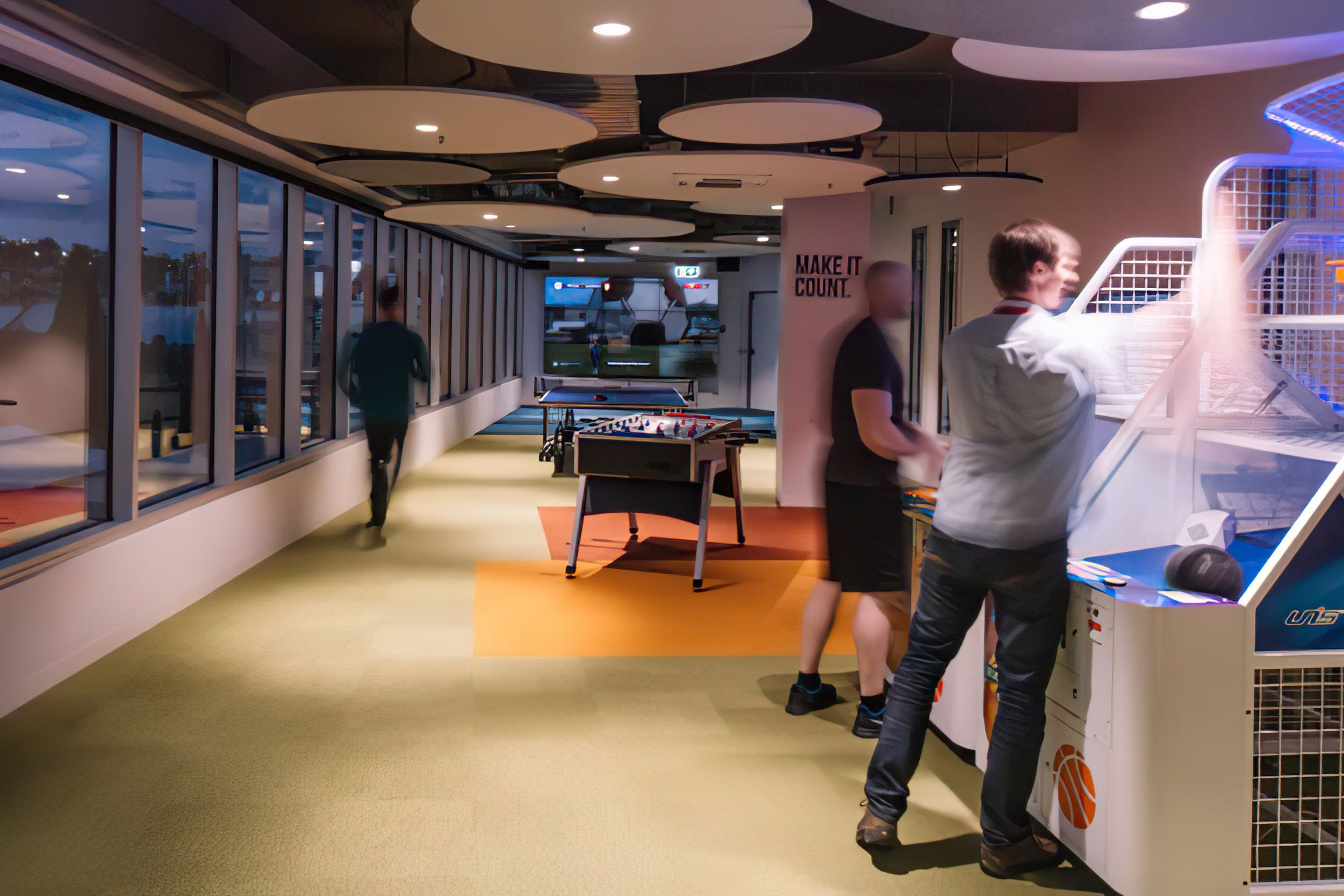 buildmevodafone-games-gigapixel-standard-scale-481x.jpg