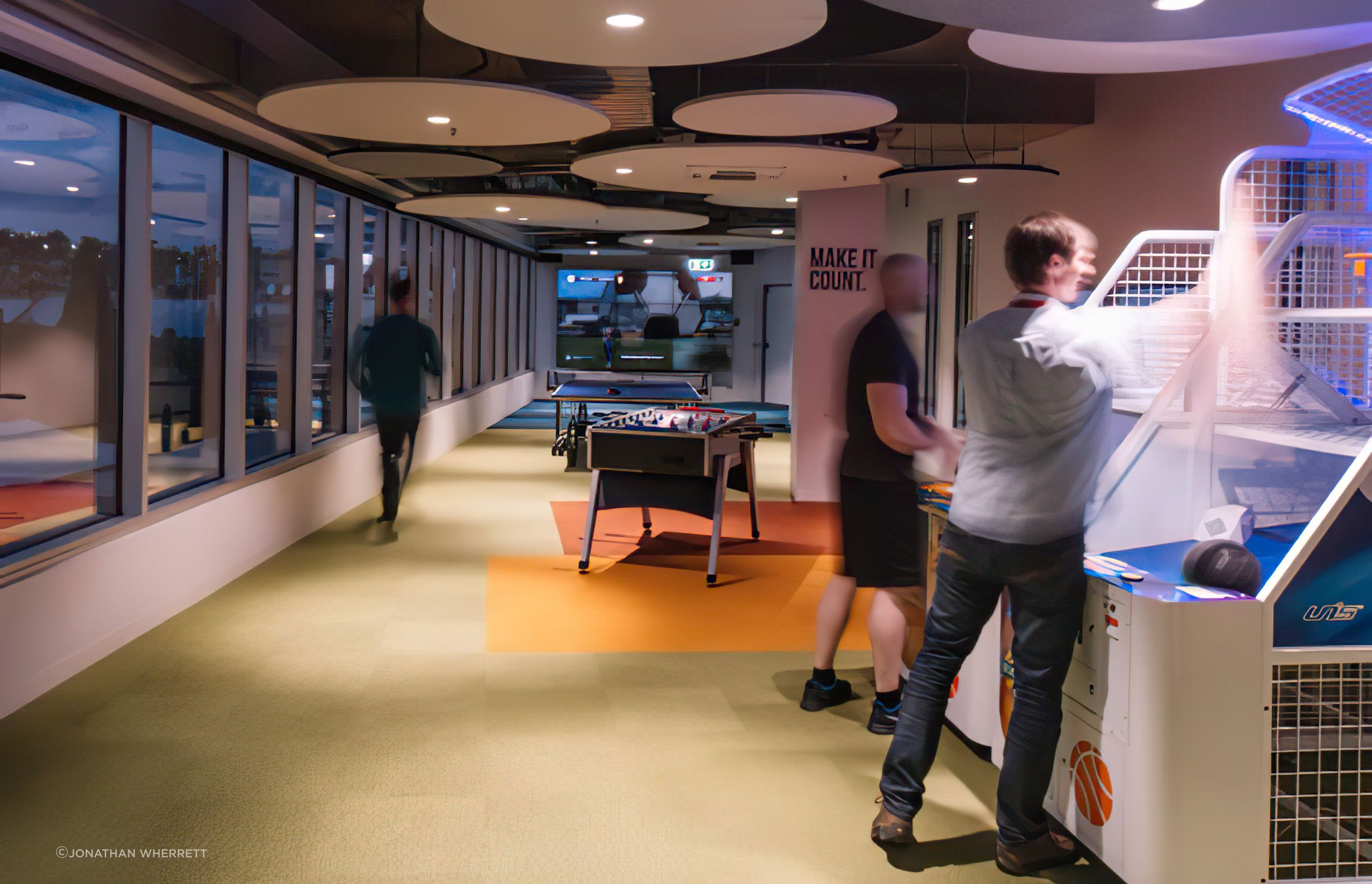 buildmevodafone-games-gigapixel-standard-scale-481x.jpg