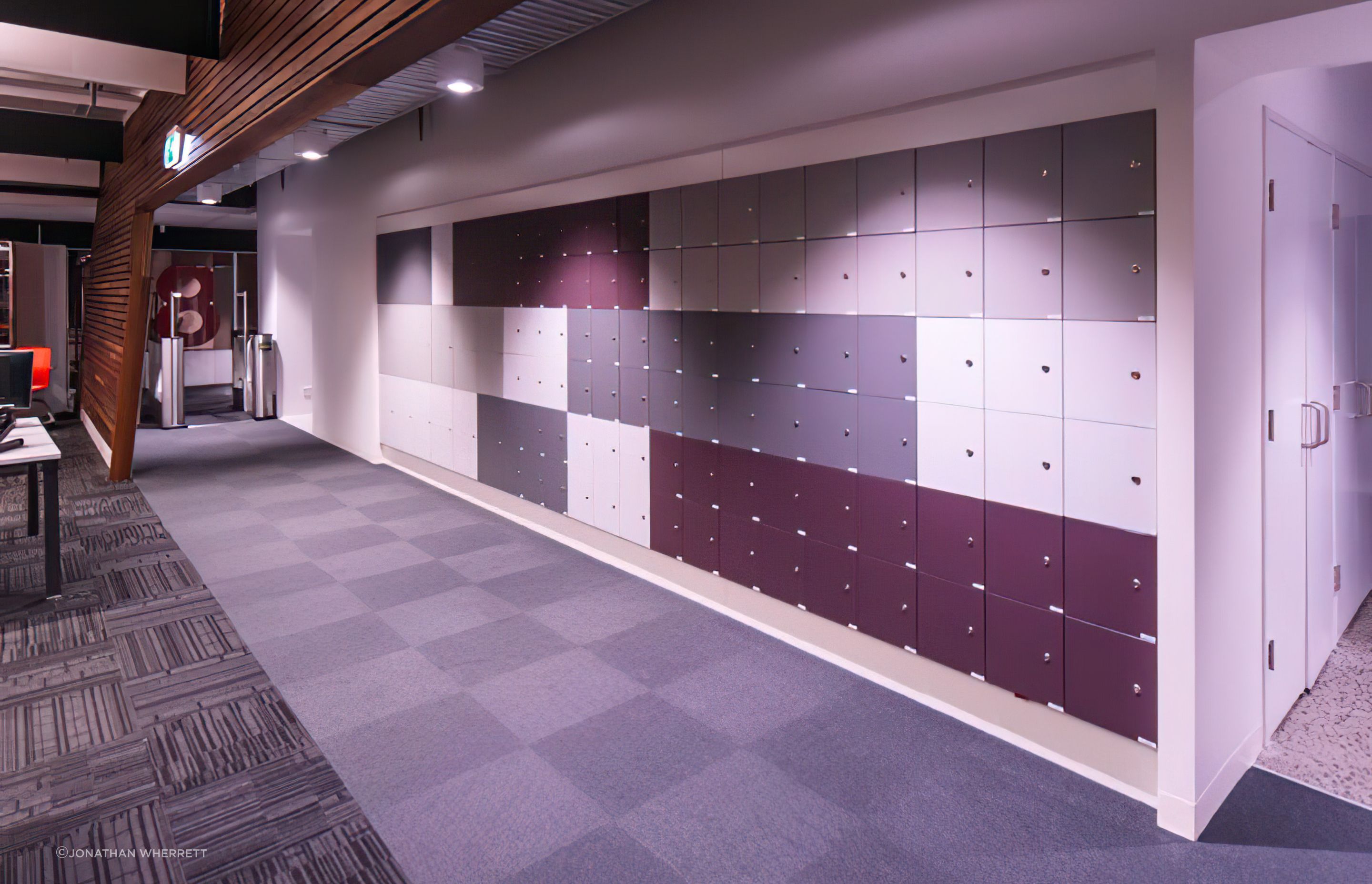 buildmevodafone-lockers-gigapixel-standard-scale-481x.jpg