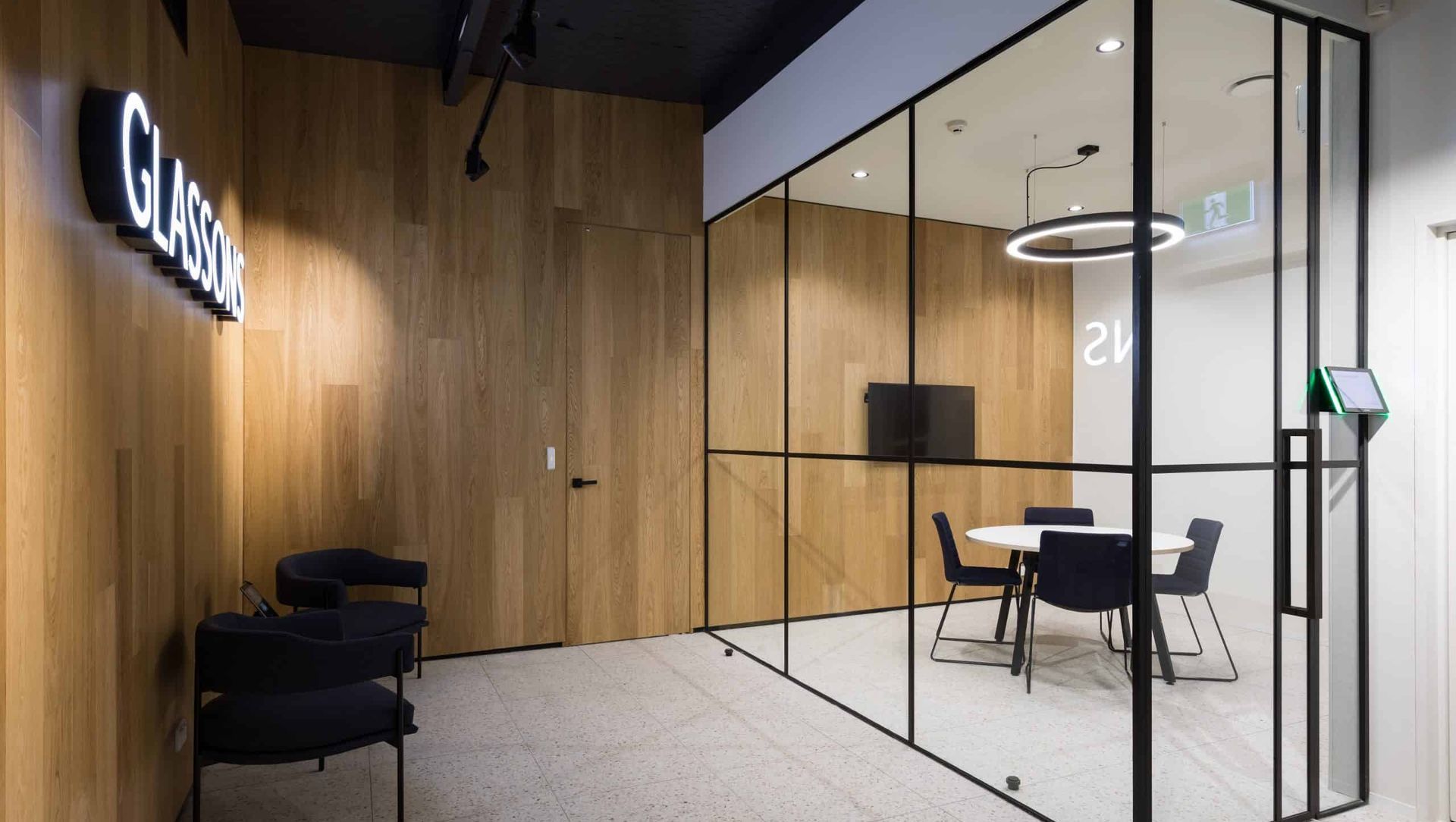 Glassons HQ banner
