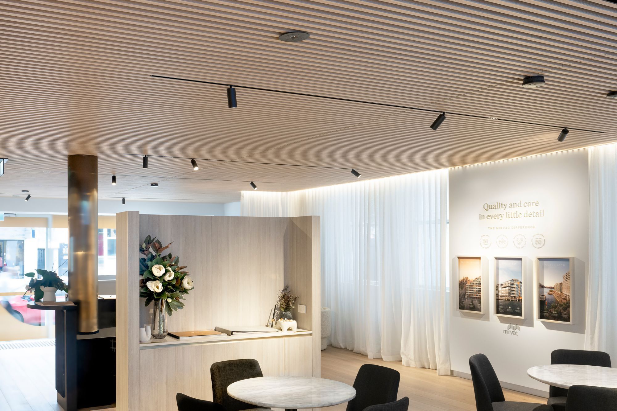 mirvacbondiscreenwoodpanels-5.jpg