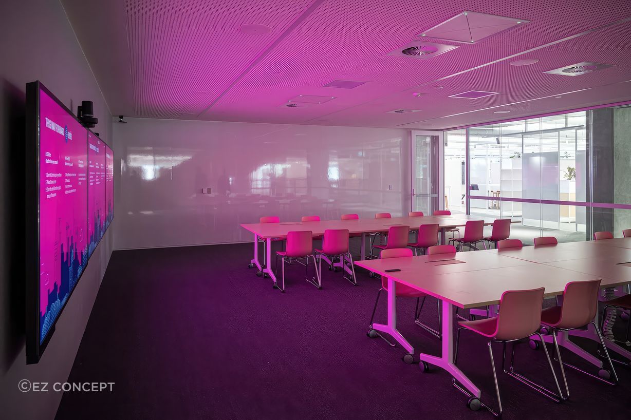 The stud ceiling in the meeting room features precise engineering in order for servicing hardware to be installed in the correct positioning relative to the ceiling panelling.