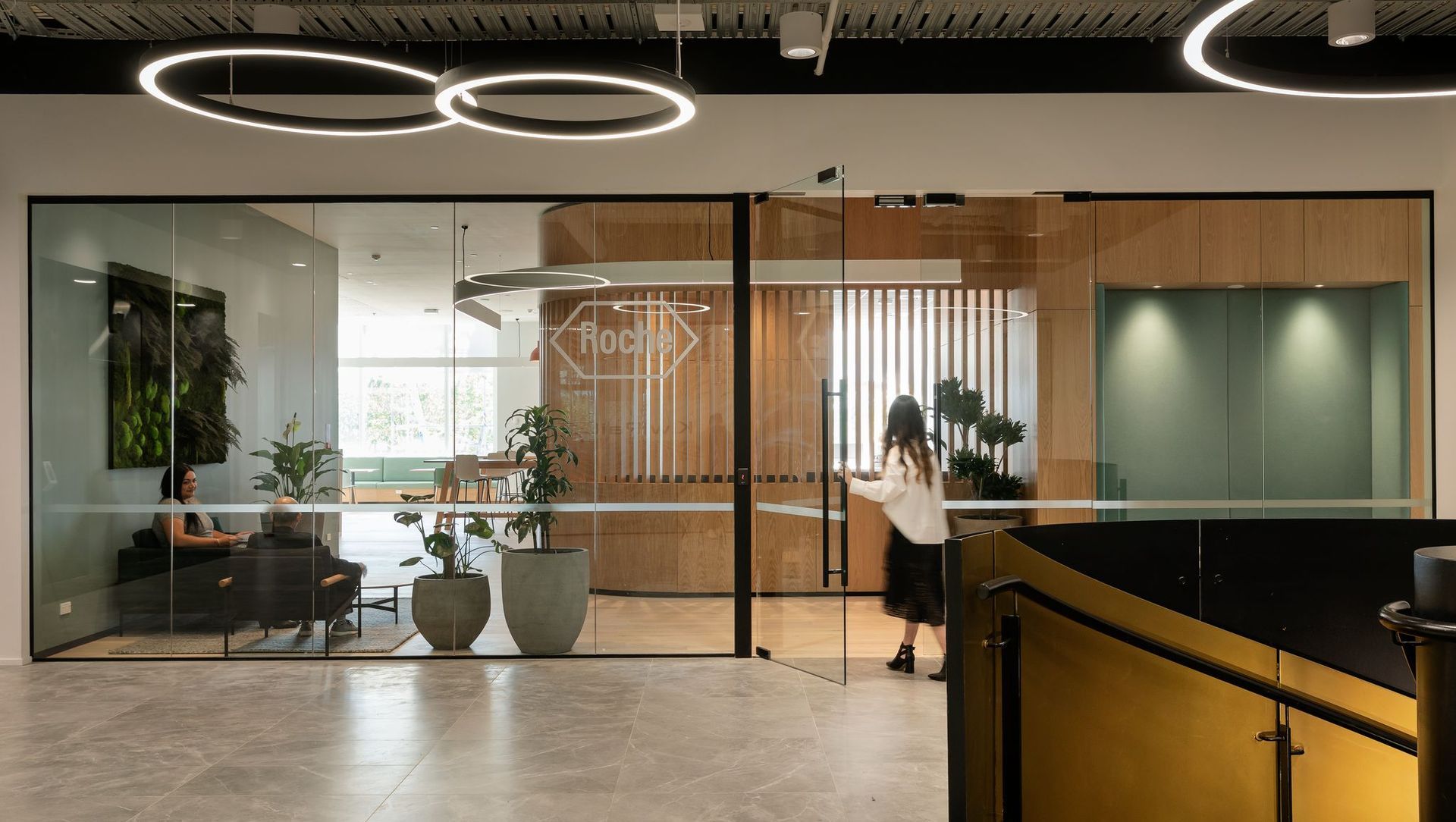 Roche Diagnostics banner