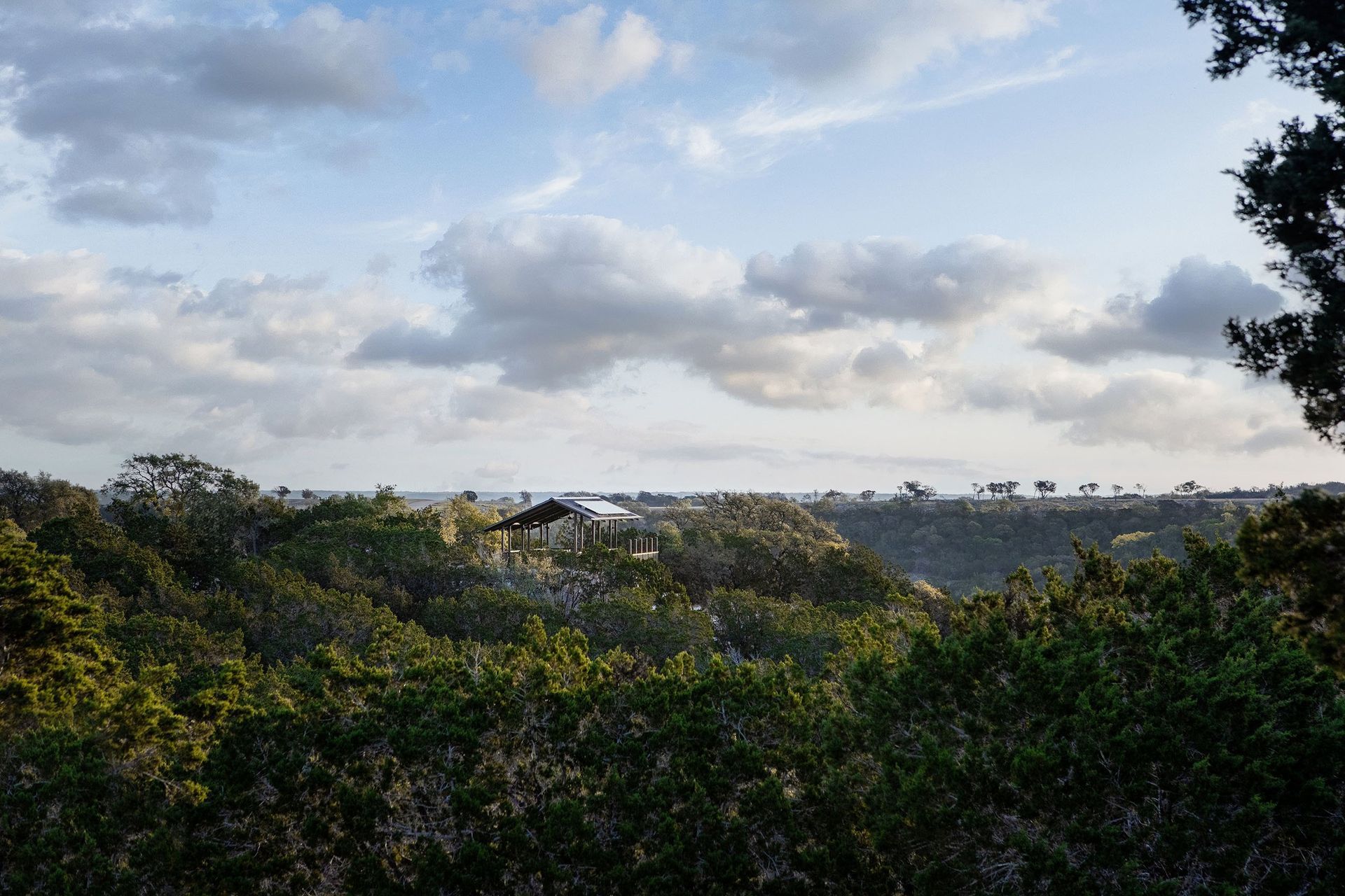 01RanchRecreationCuppettKilpatrickArchitectureandInteriorDesignaustin-tx-shooting-pavilion-hill-country-texas.jpg