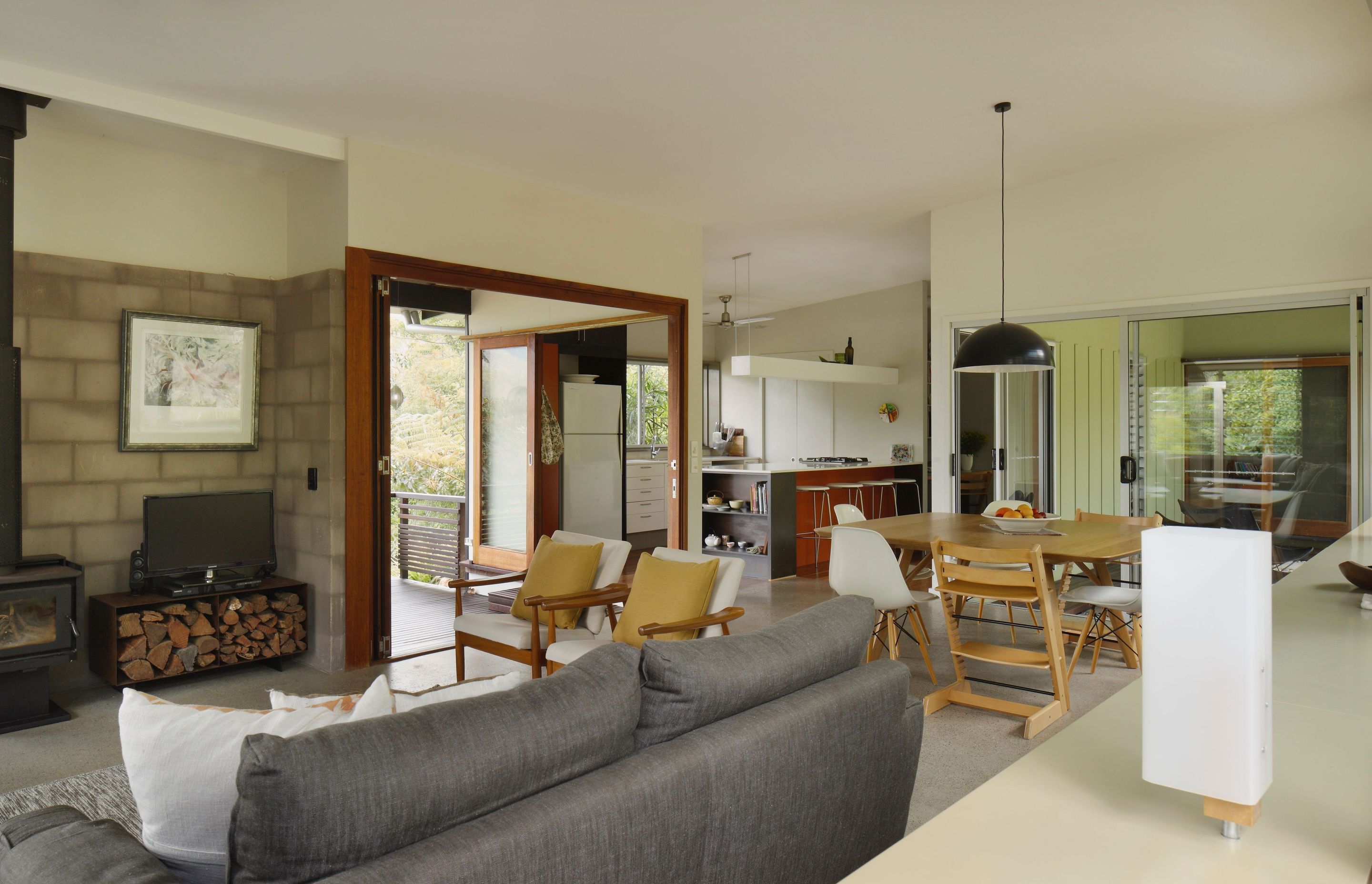 Cedar Creek House and Studio
