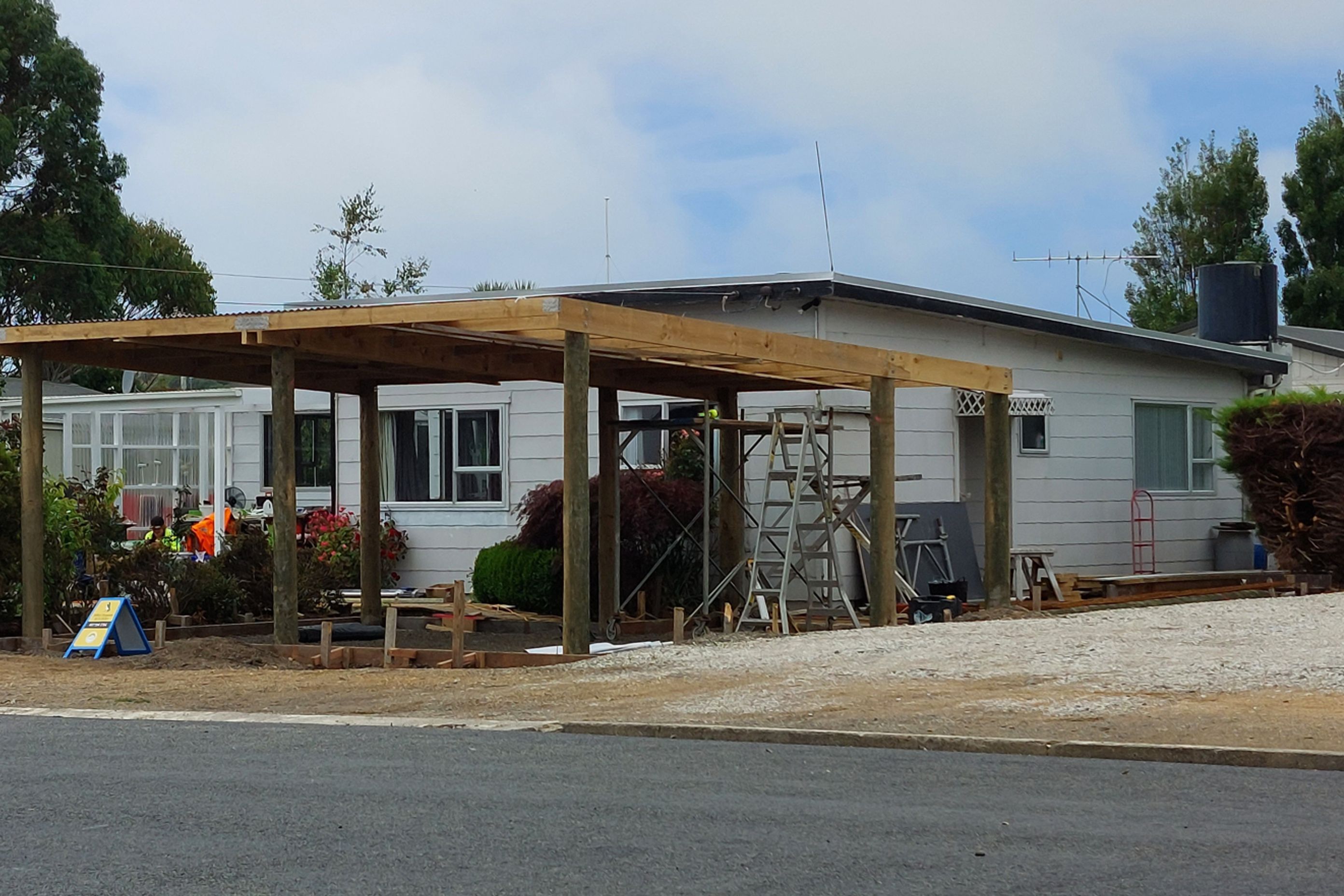 Roofing being added