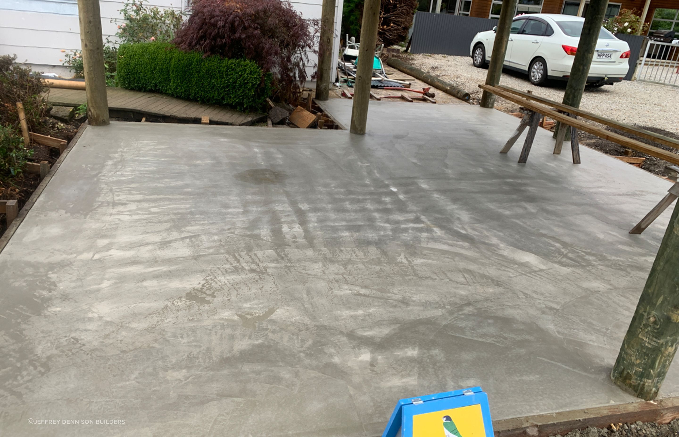 Poured concrete floor