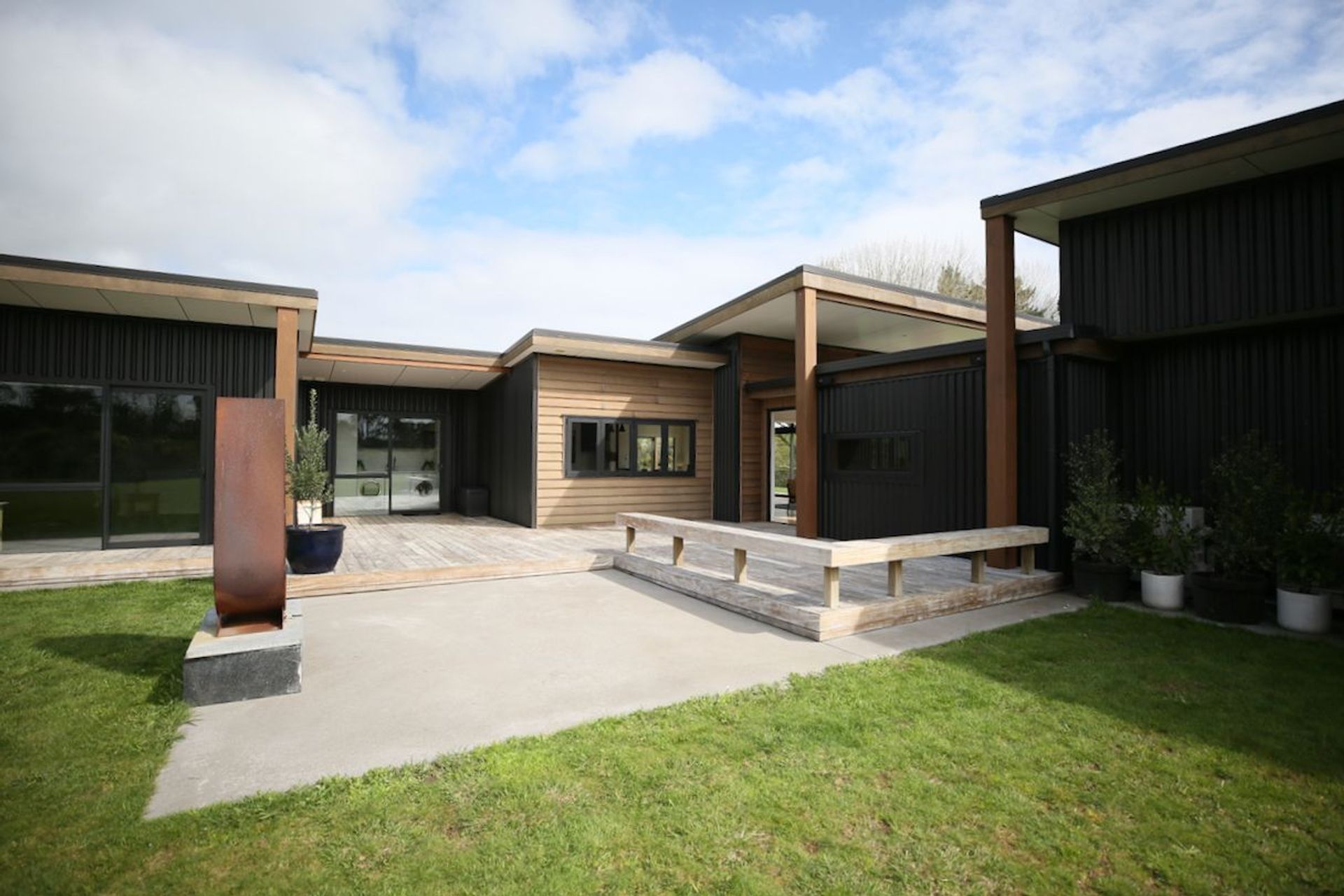 Karaka Life
