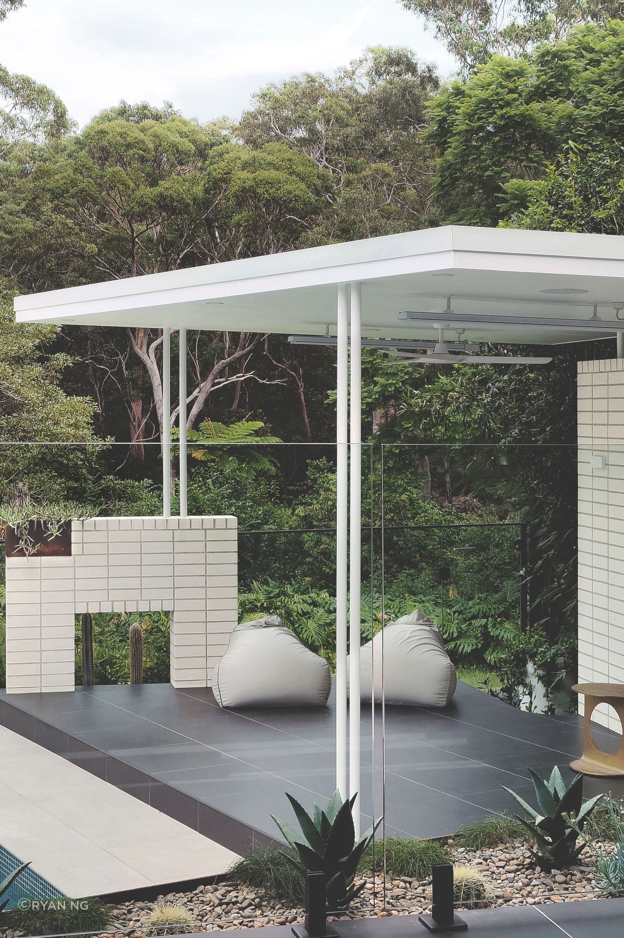 Walless Cabana — A Sympathetic In-between