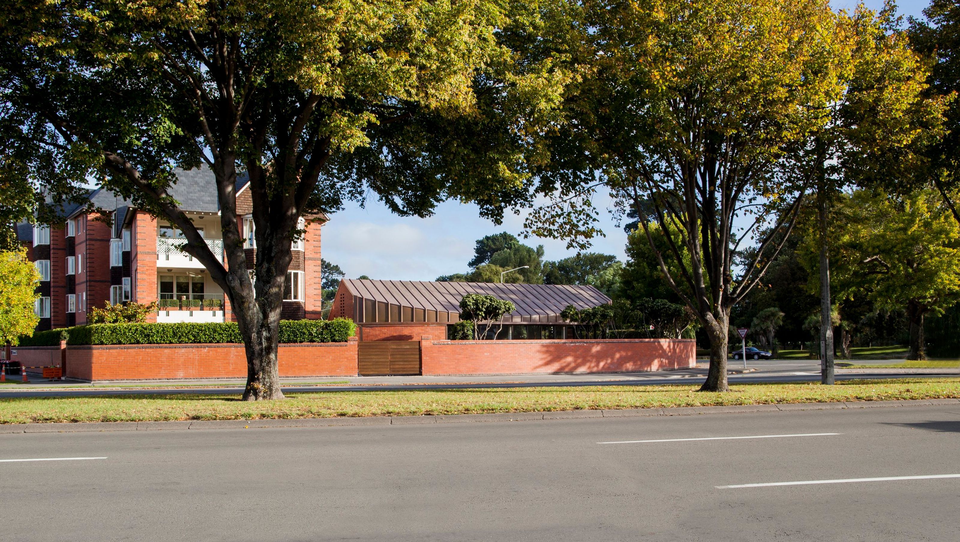 Parkbridge Poolhouse