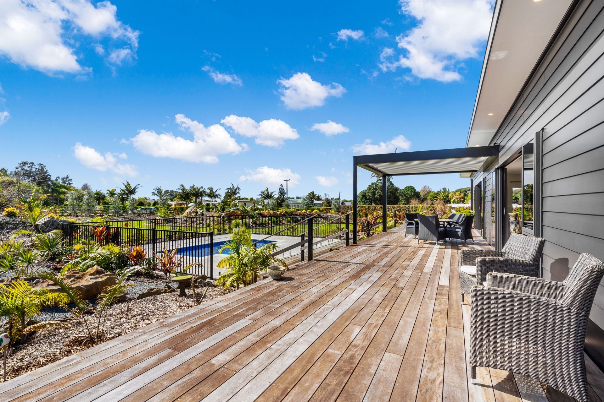 Rainbow Falls Residence