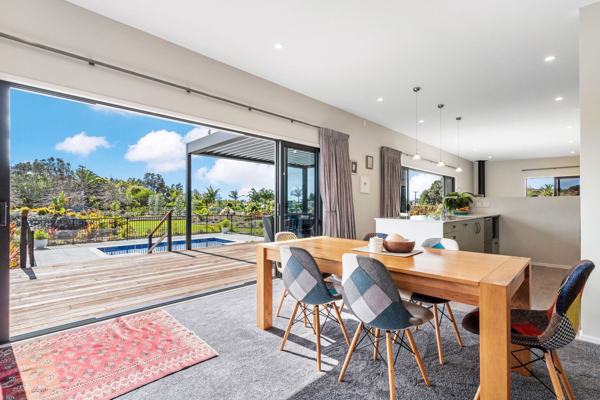 Rainbow Falls Residence