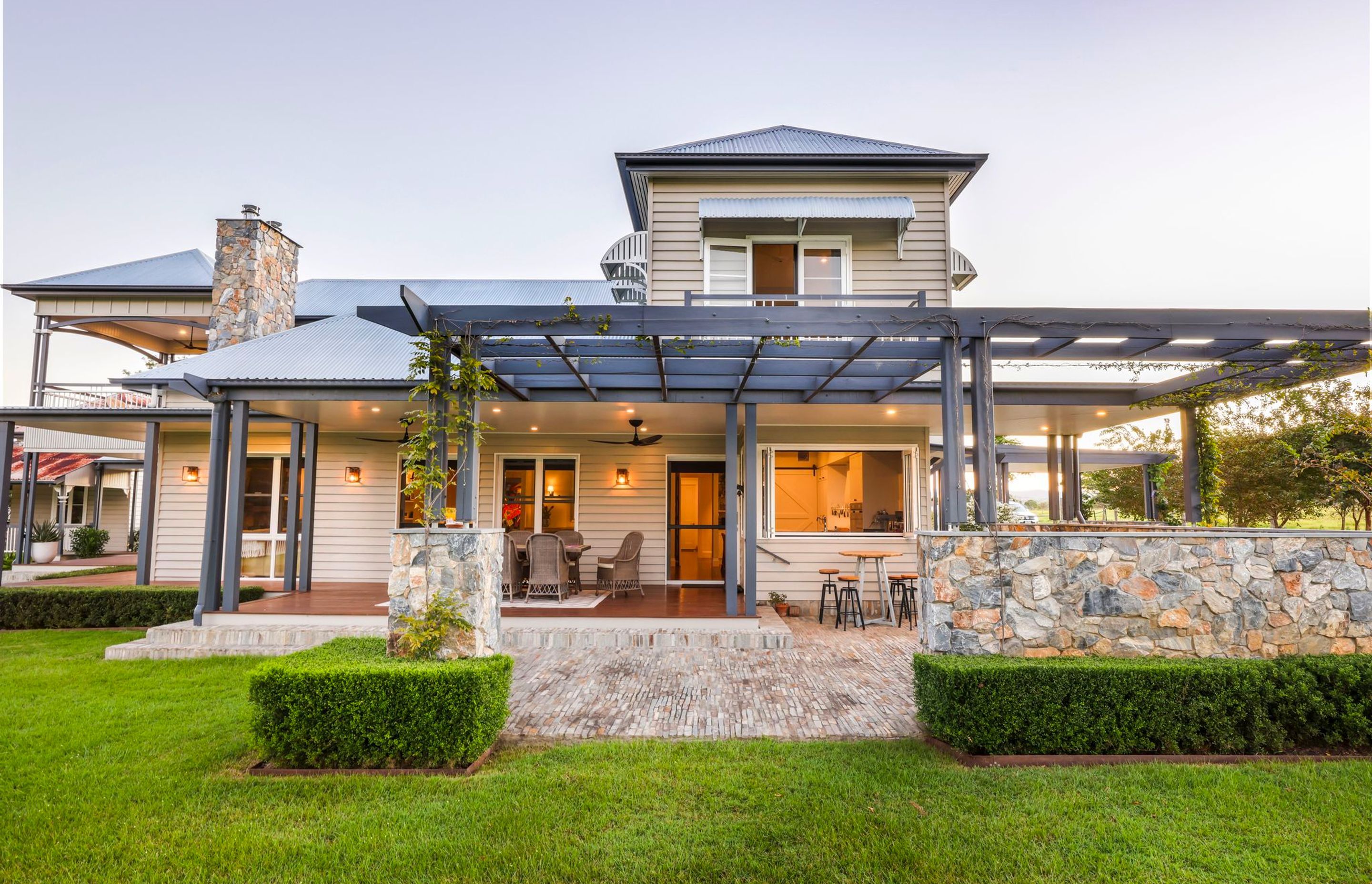 Custom Hamptons Style New Home Design Gregor’s Creek