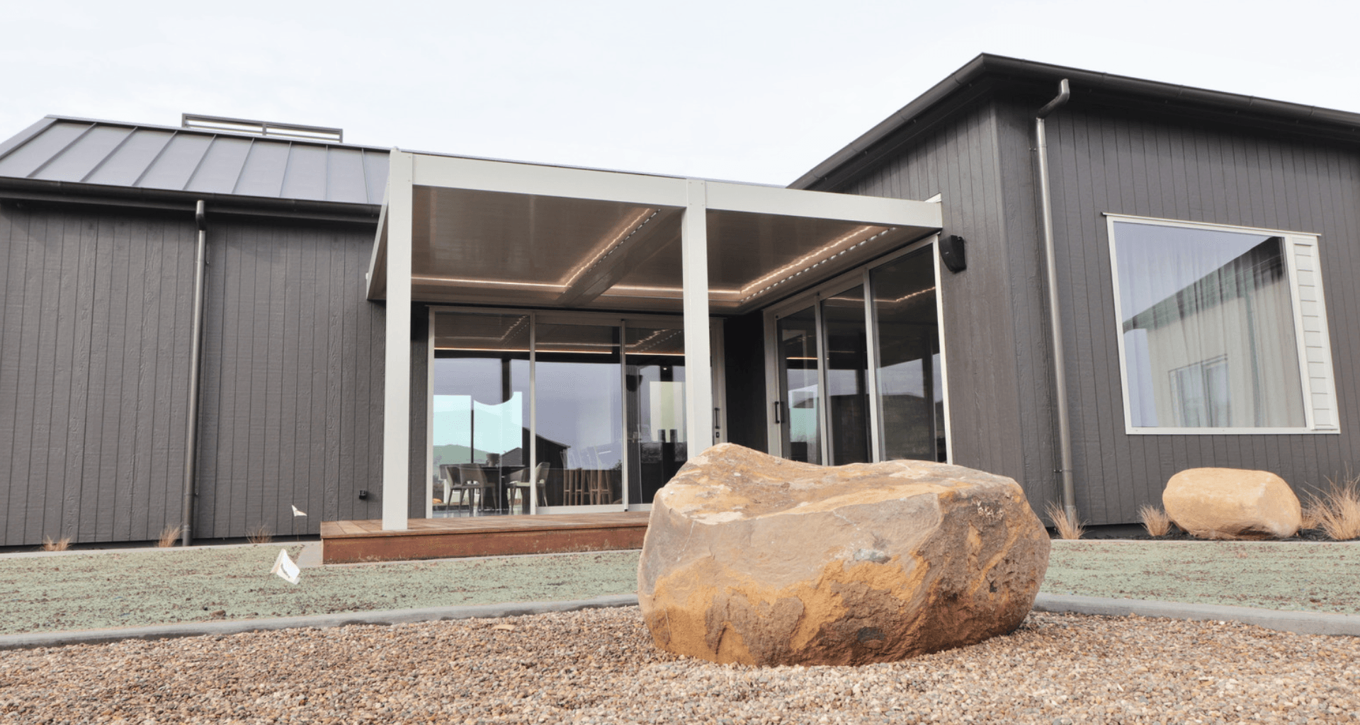 Davies Homes 2022 Show Home banner