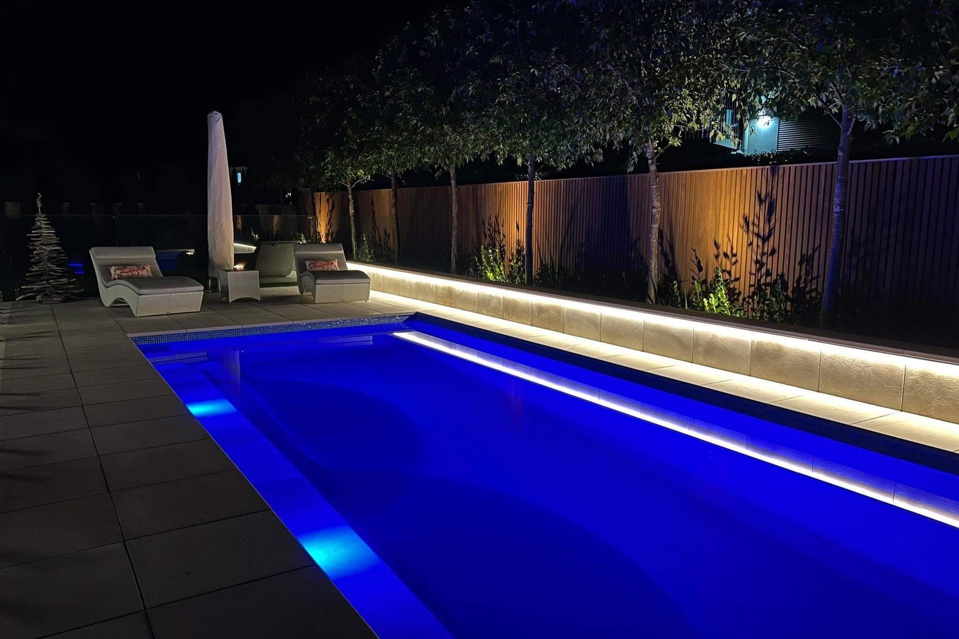 Backyard-Bliss-Night-Time-Lighting-Image.jpg