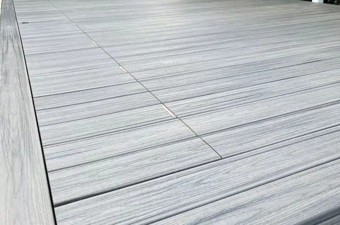 Kellyville Decking Concealed Pool Cover