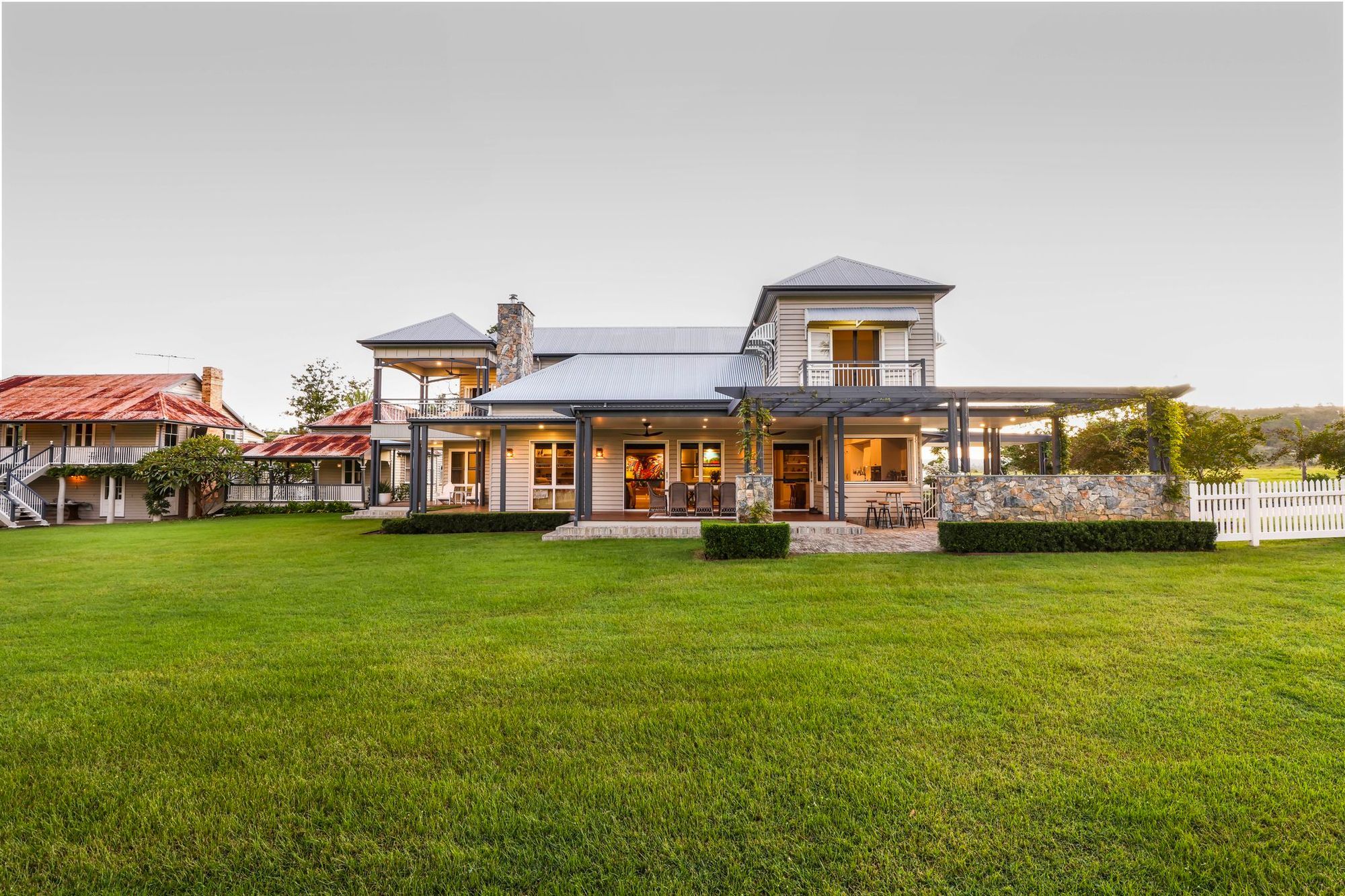 Custom Hamptons Style New Home Design Gregor’s Creek