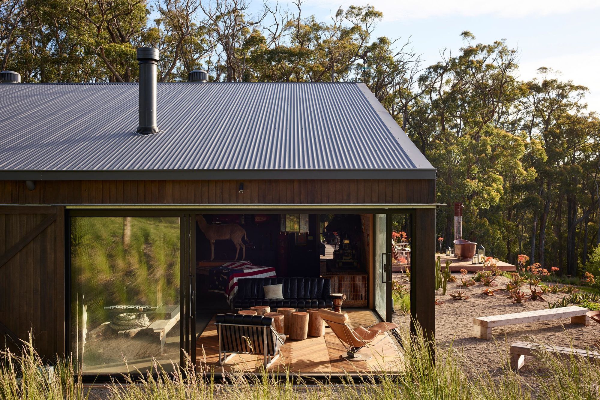 Uber Shed 2