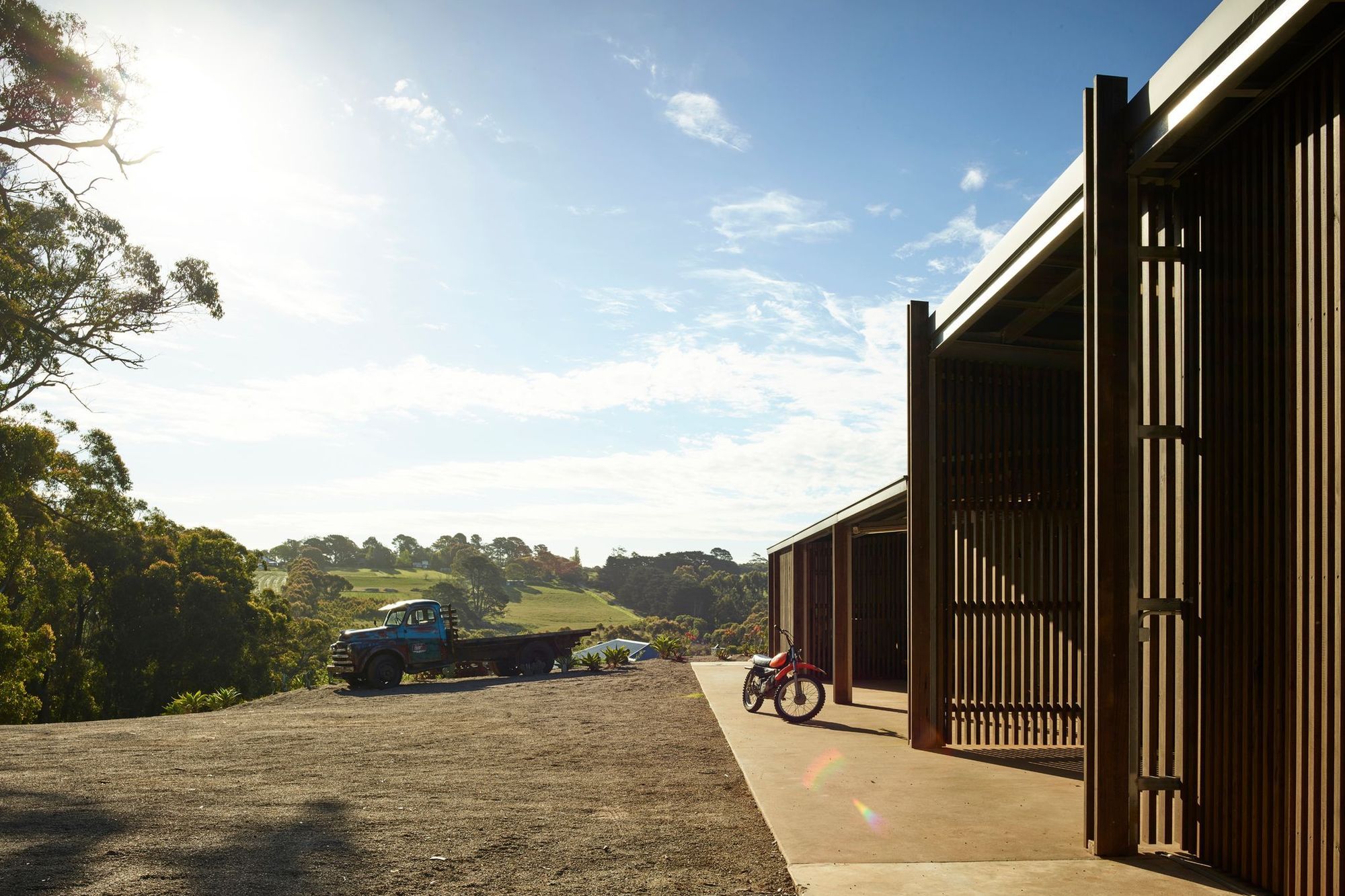 Uber Shed 2