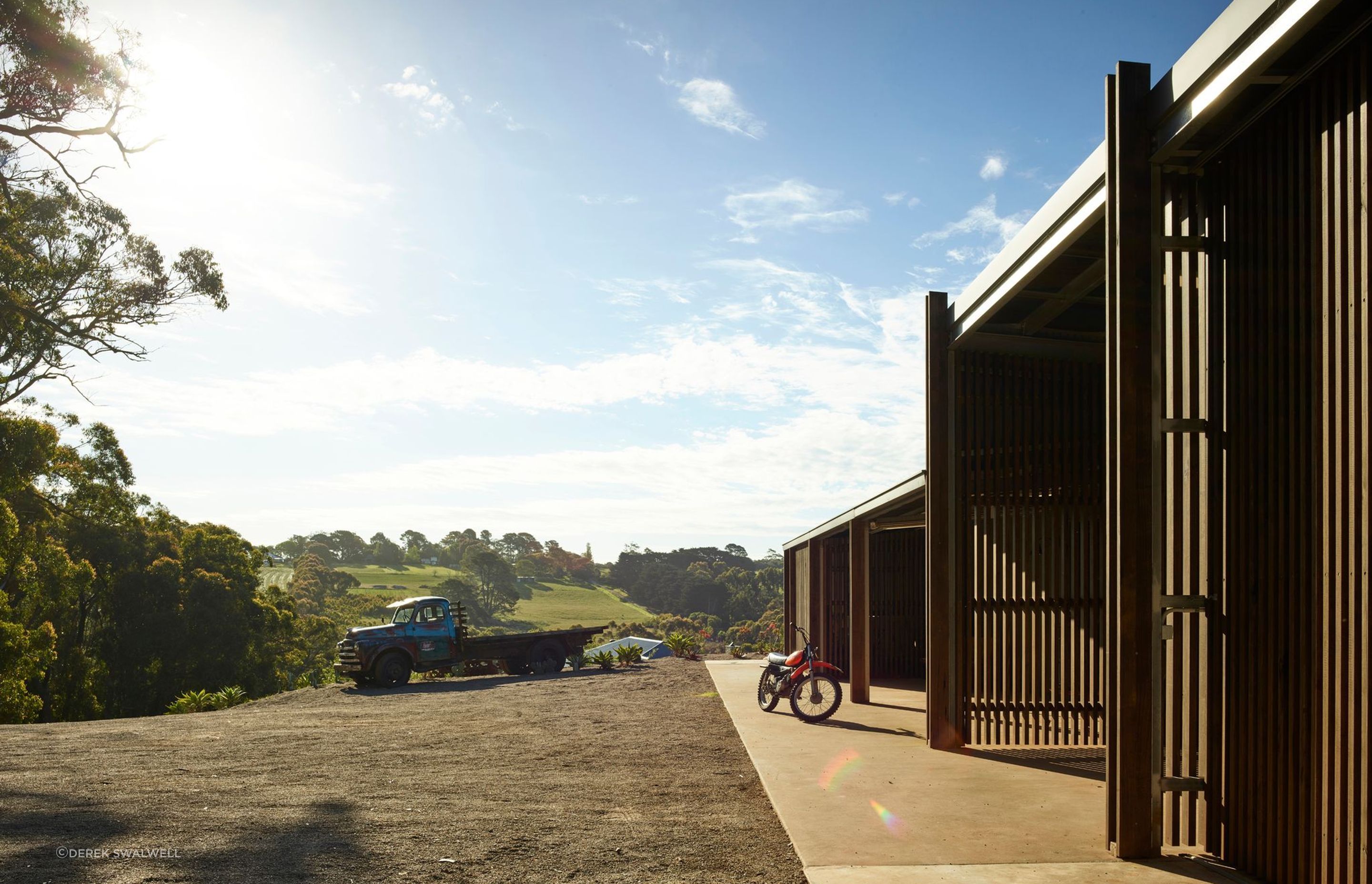 Uber Shed 2