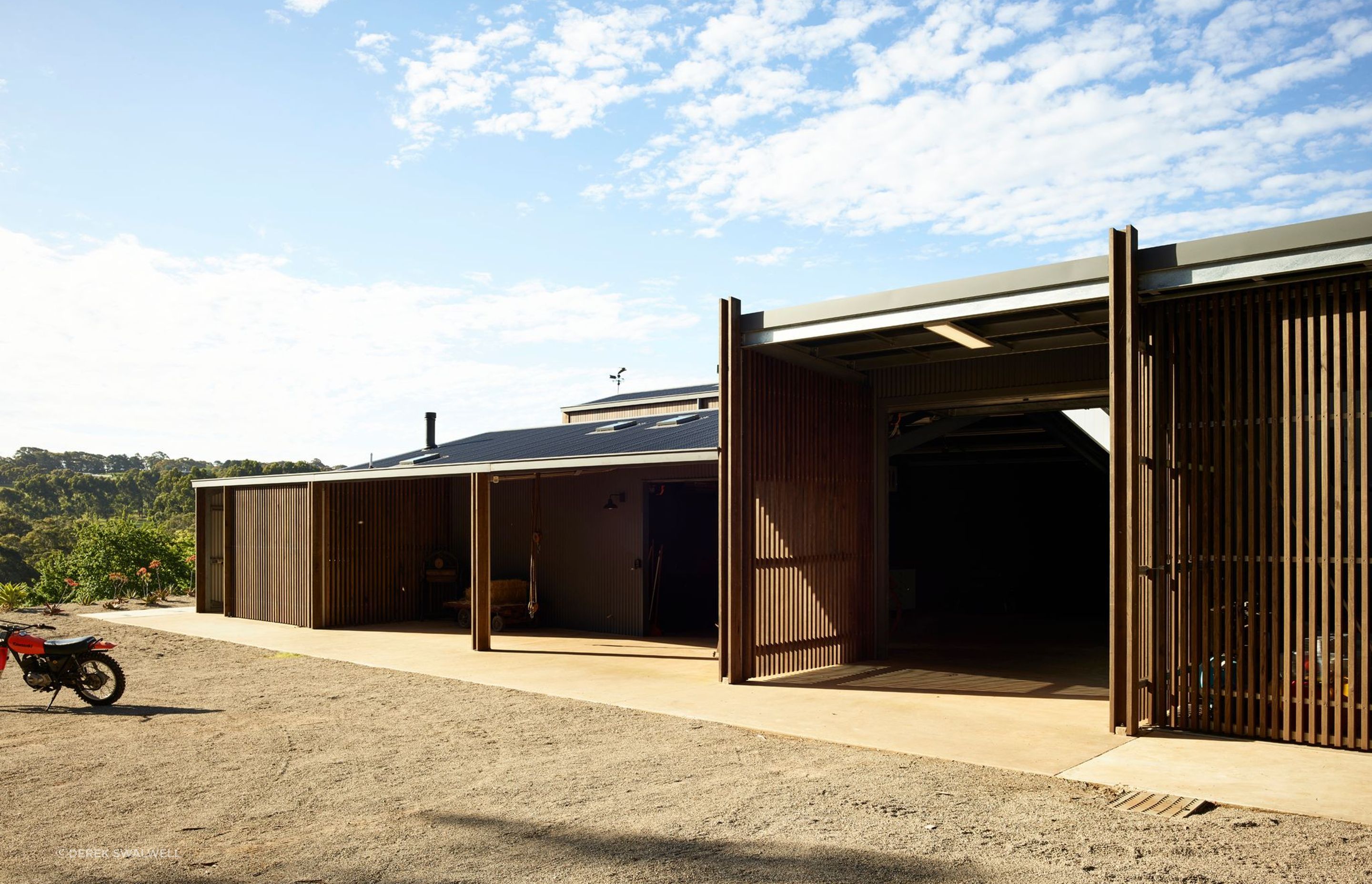 Uber Shed 2