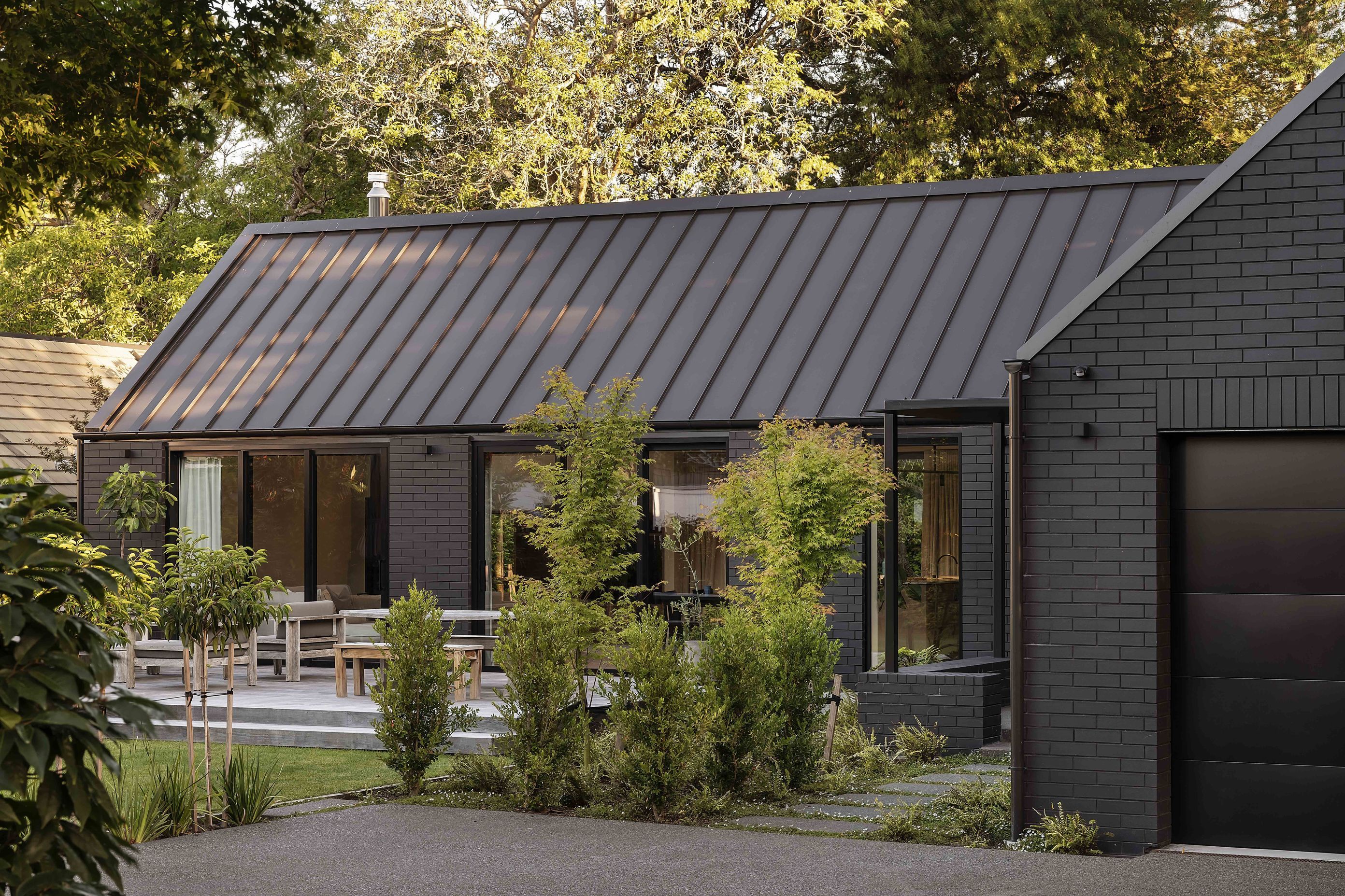 Garden-HouseView-from-arrivalSam-Hartnett2.jpg