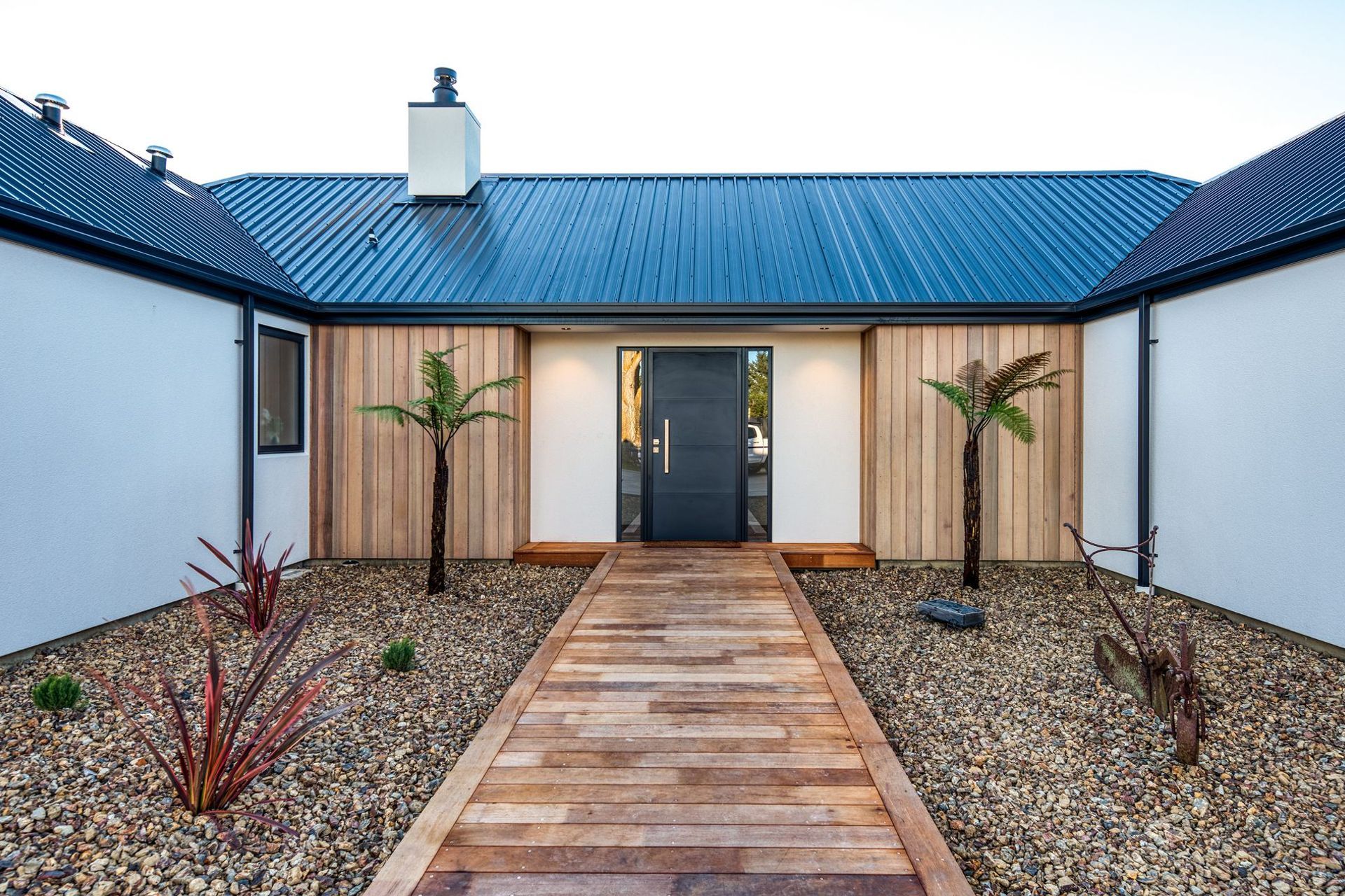 Pavilion Home, Cedar Cladding
