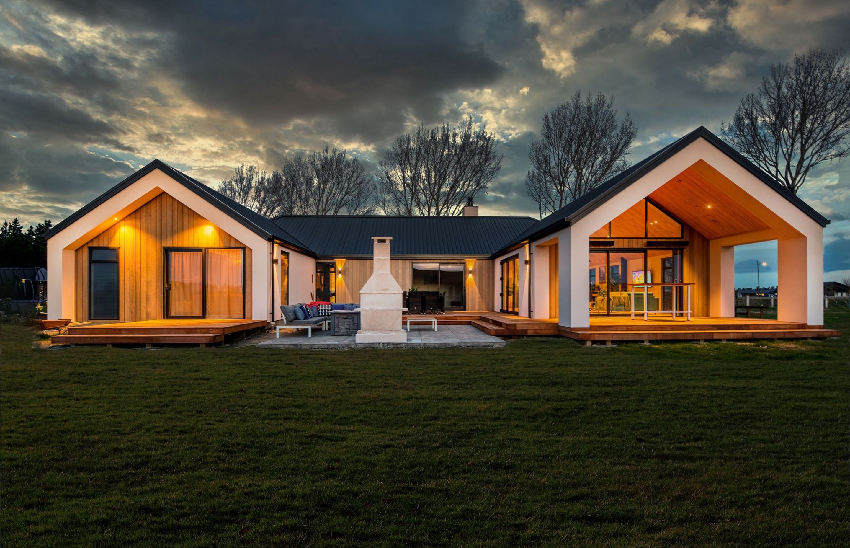 Pavilion Home, Cedar Cladding