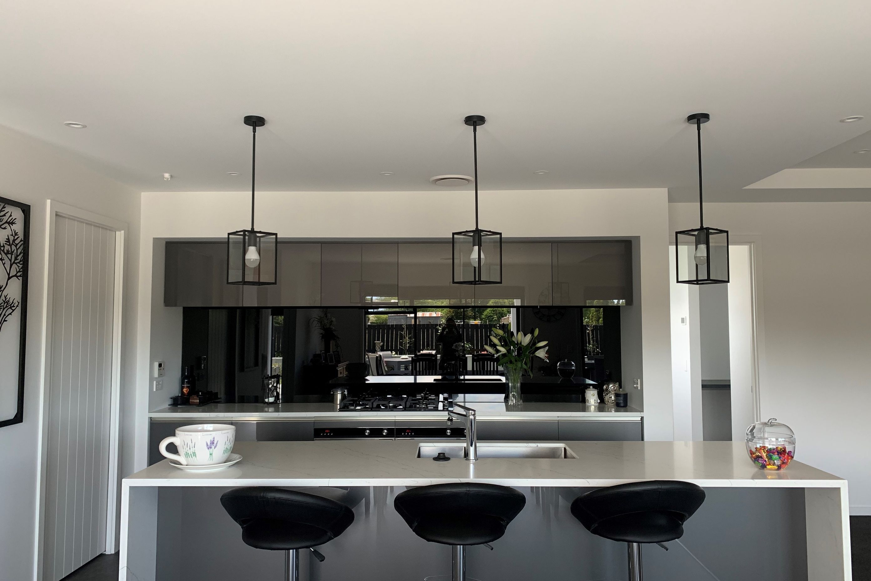 Vibrant &amp; Modern