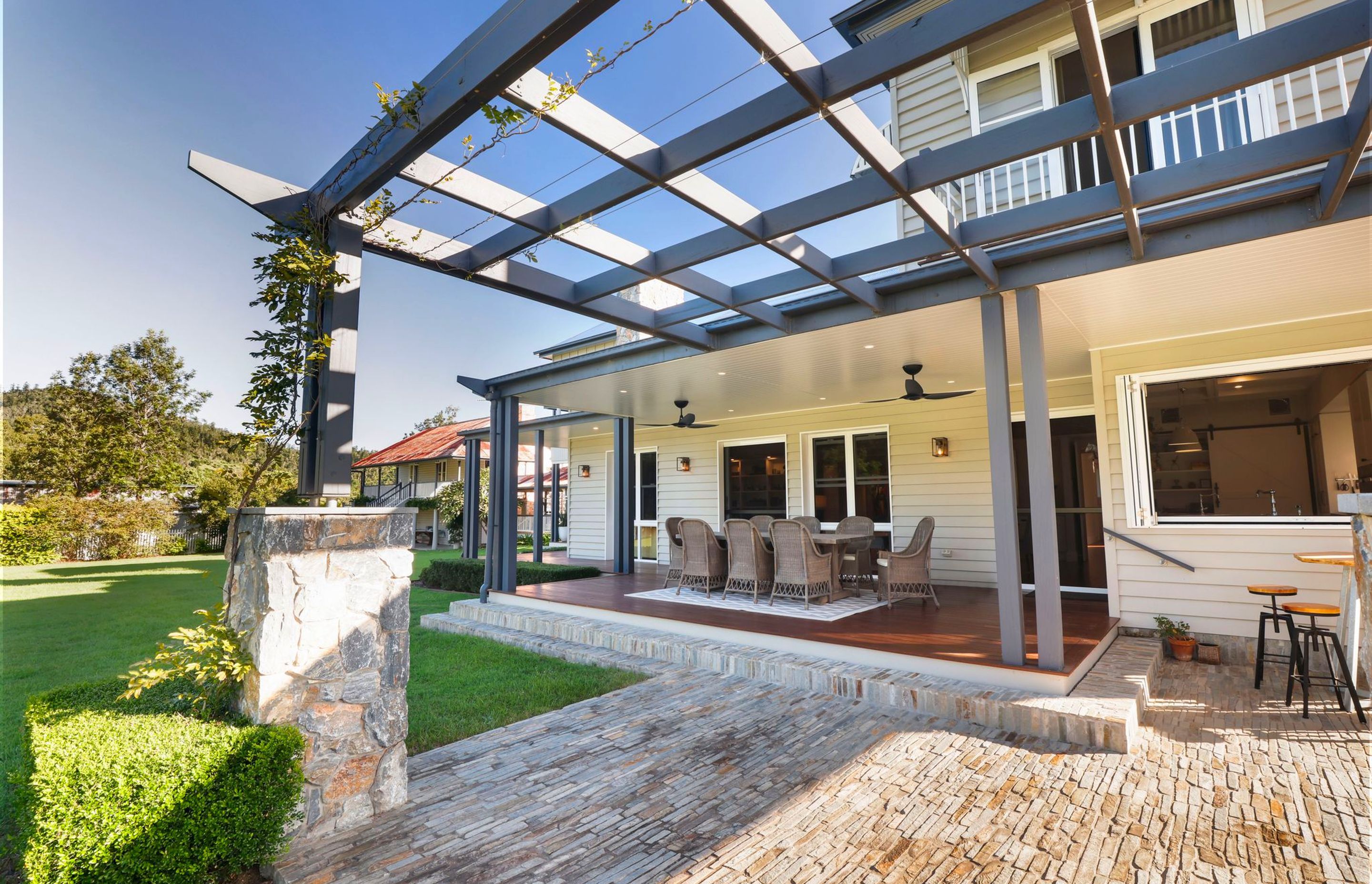 Custom Hamptons Style New Home Design Gregor’s Creek