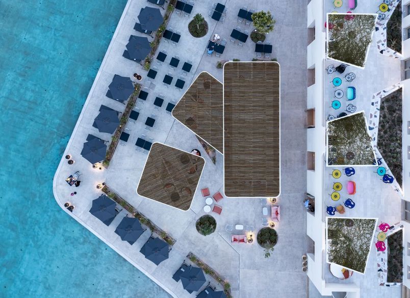Atmosphera's Noūs Santorini, Greece