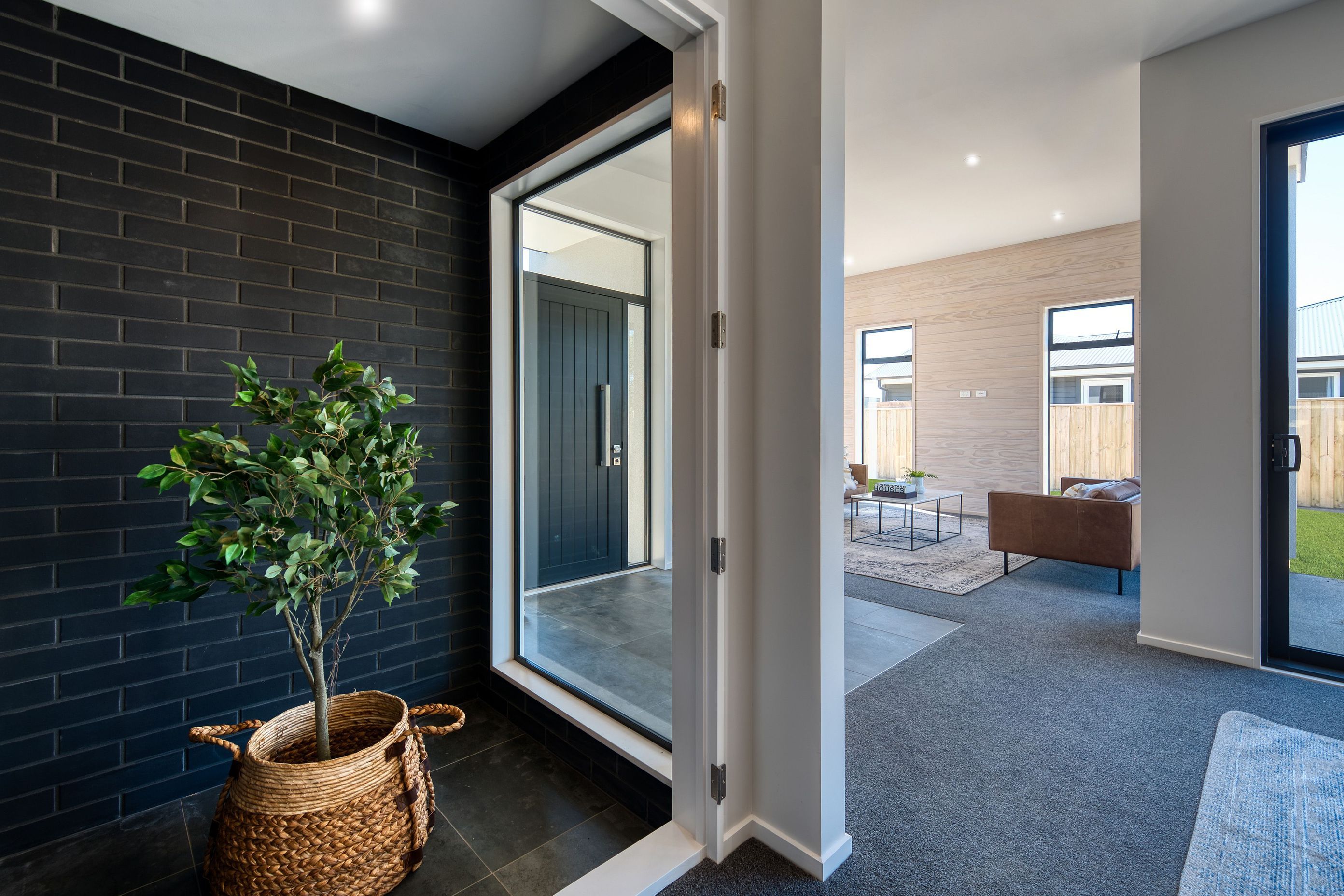 Spacious Open Plan Family Home, Subdivision