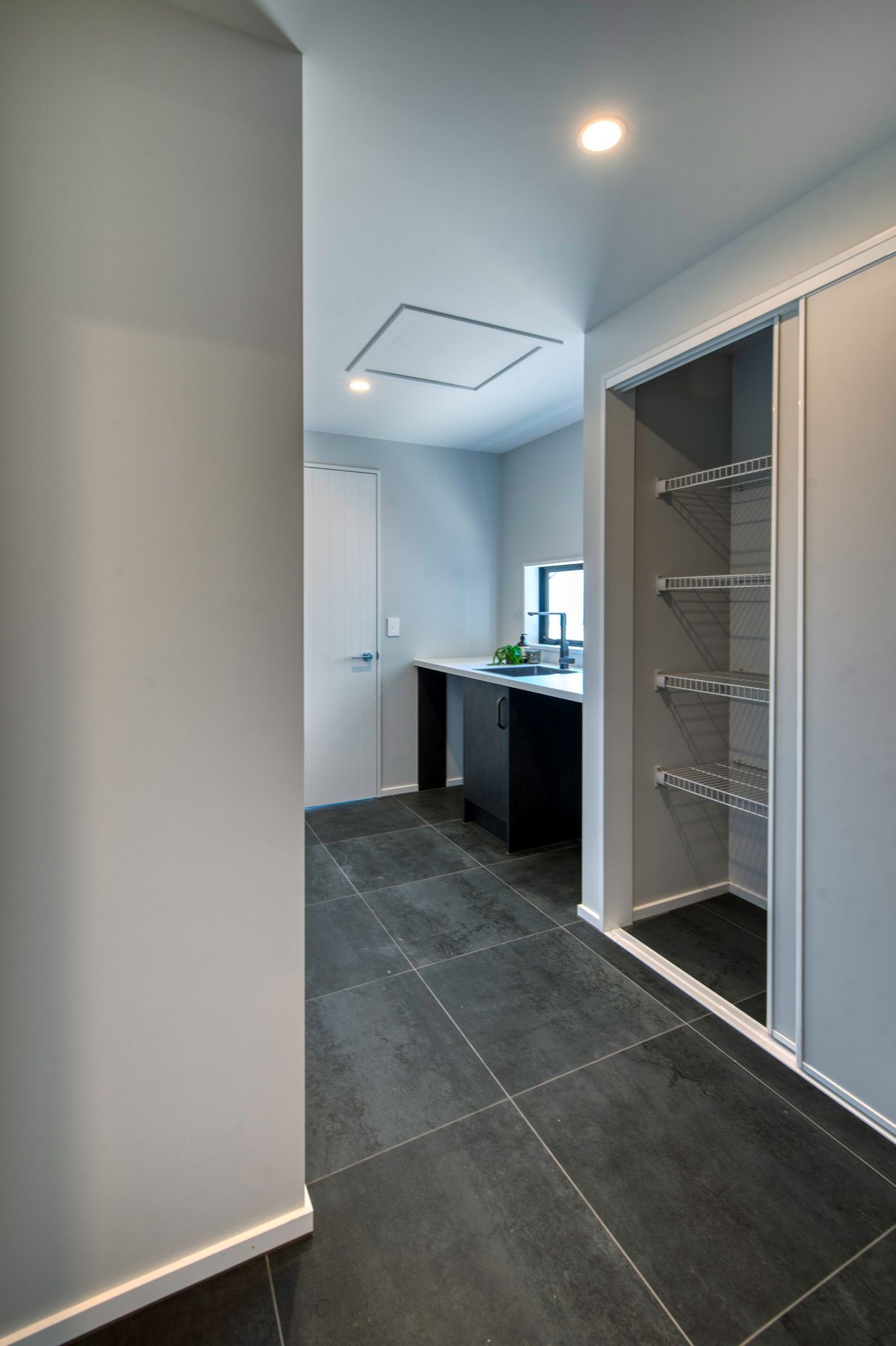 Spacious Open Plan Family Home, Subdivision