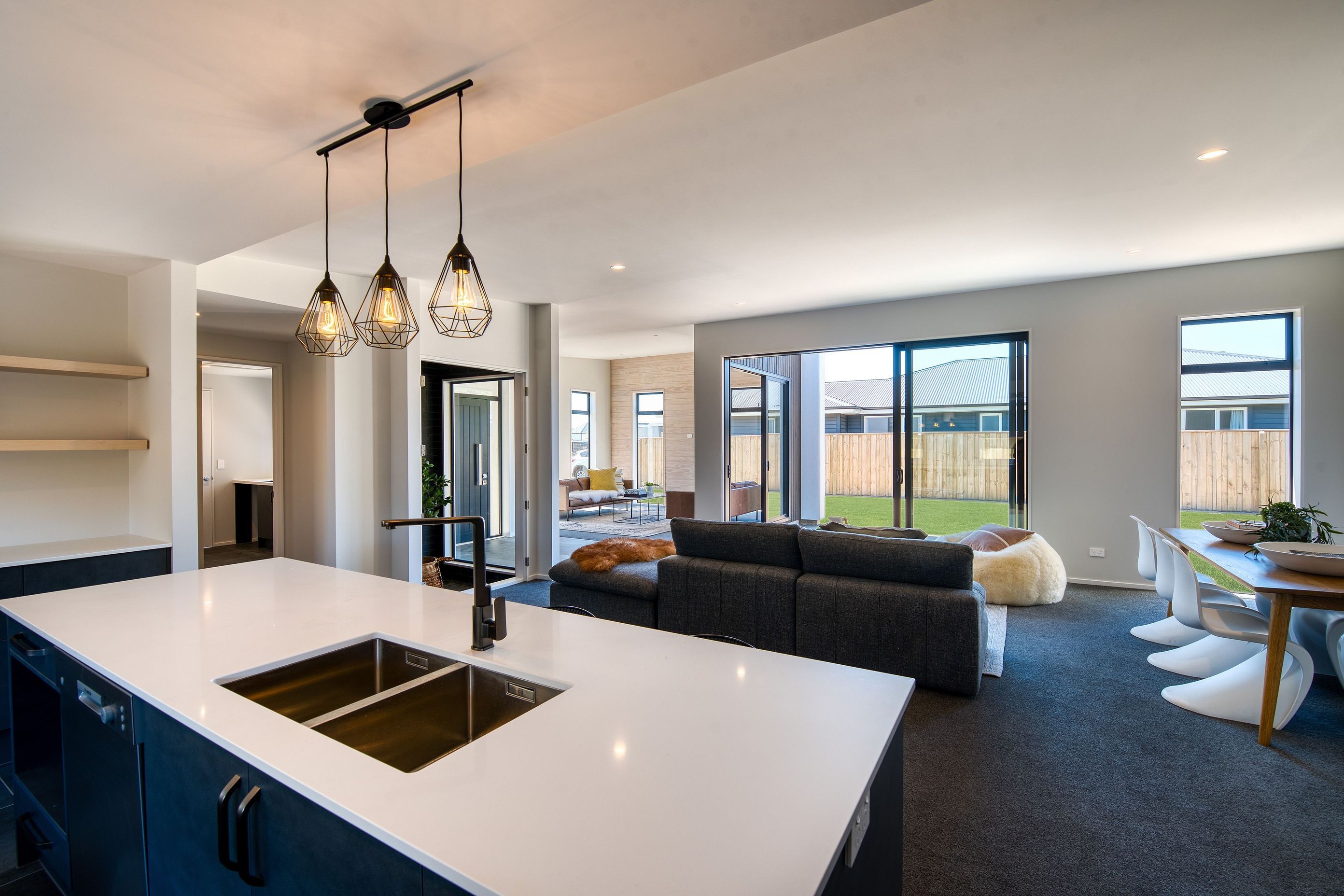 Spacious Open Plan Family Home, Subdivision