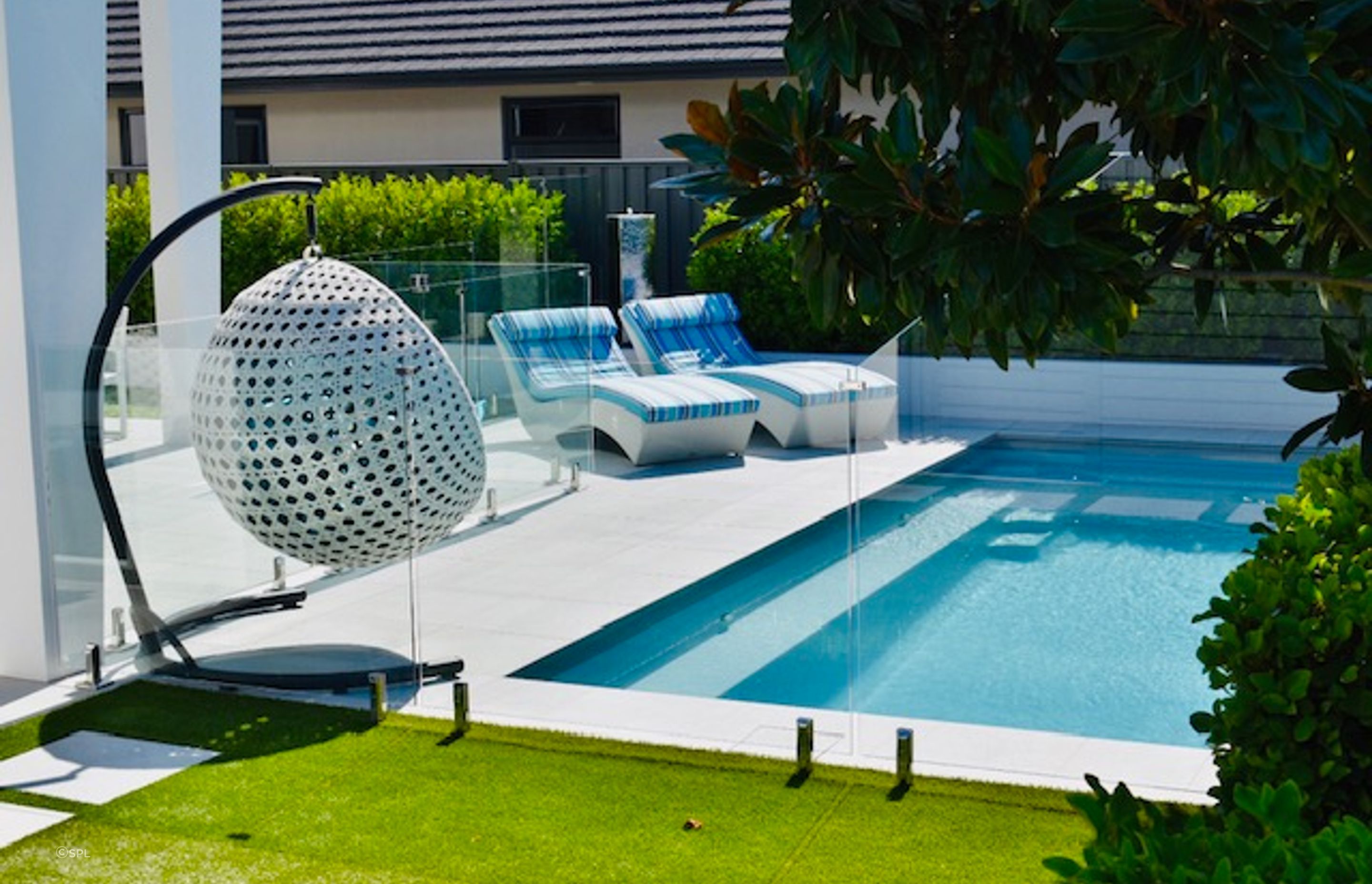 Resort-Living-1-.jpg