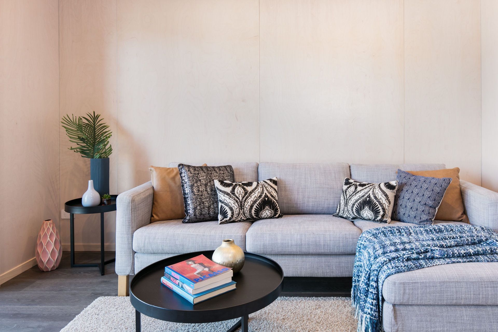 Small Living - High Spec Sleepouts