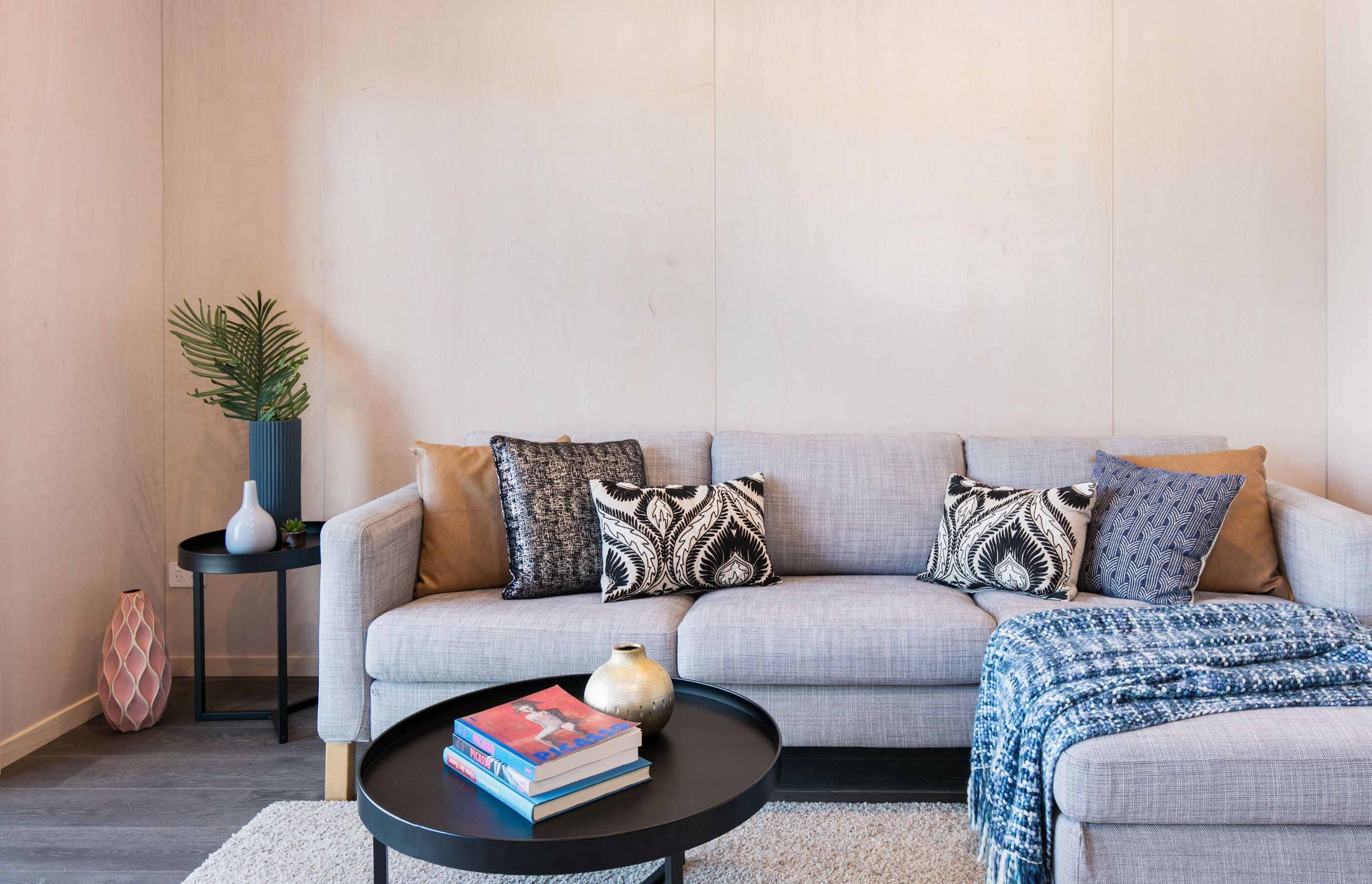 Small Living - High Spec Sleepouts