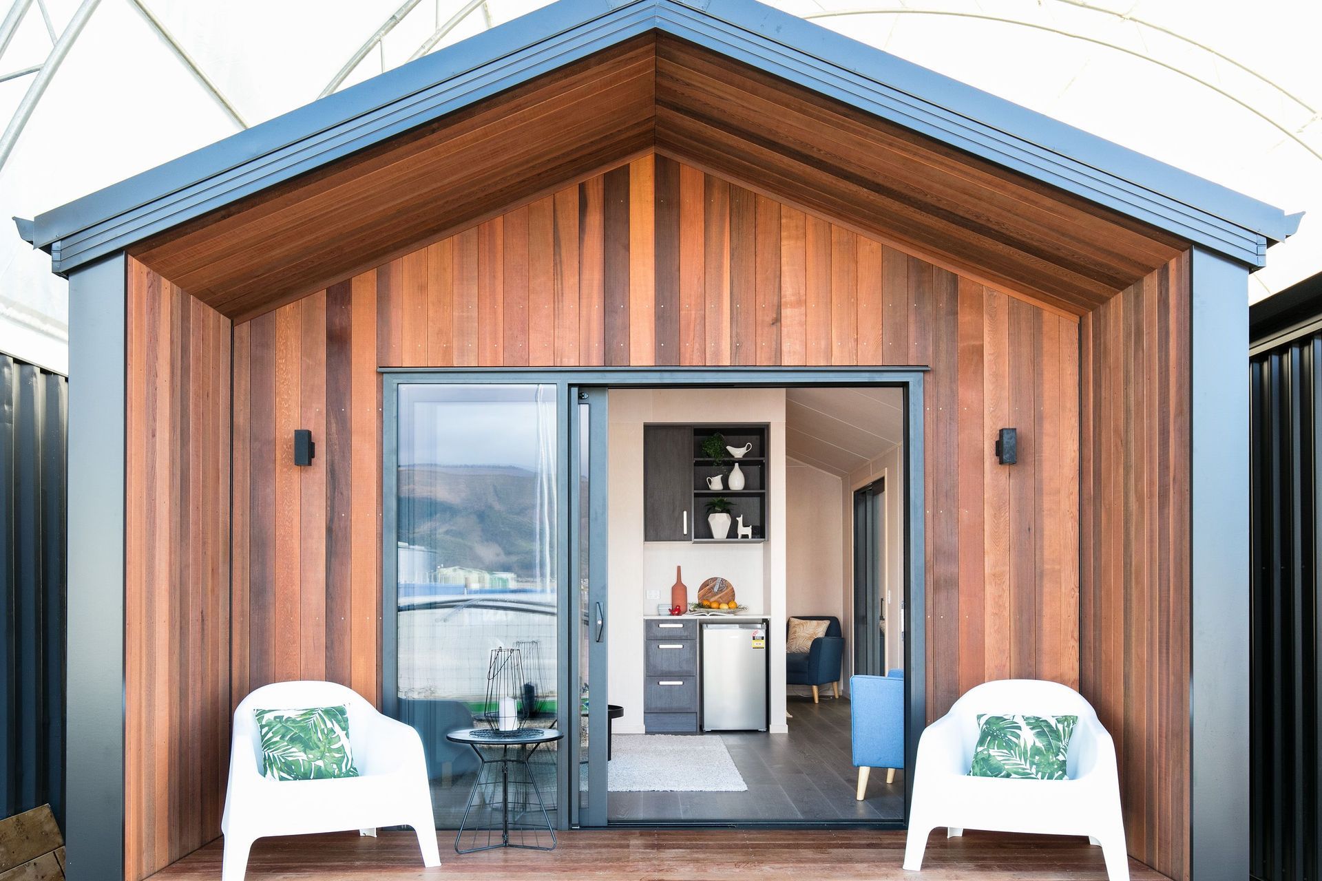 Small Living - High Spec Sleepouts