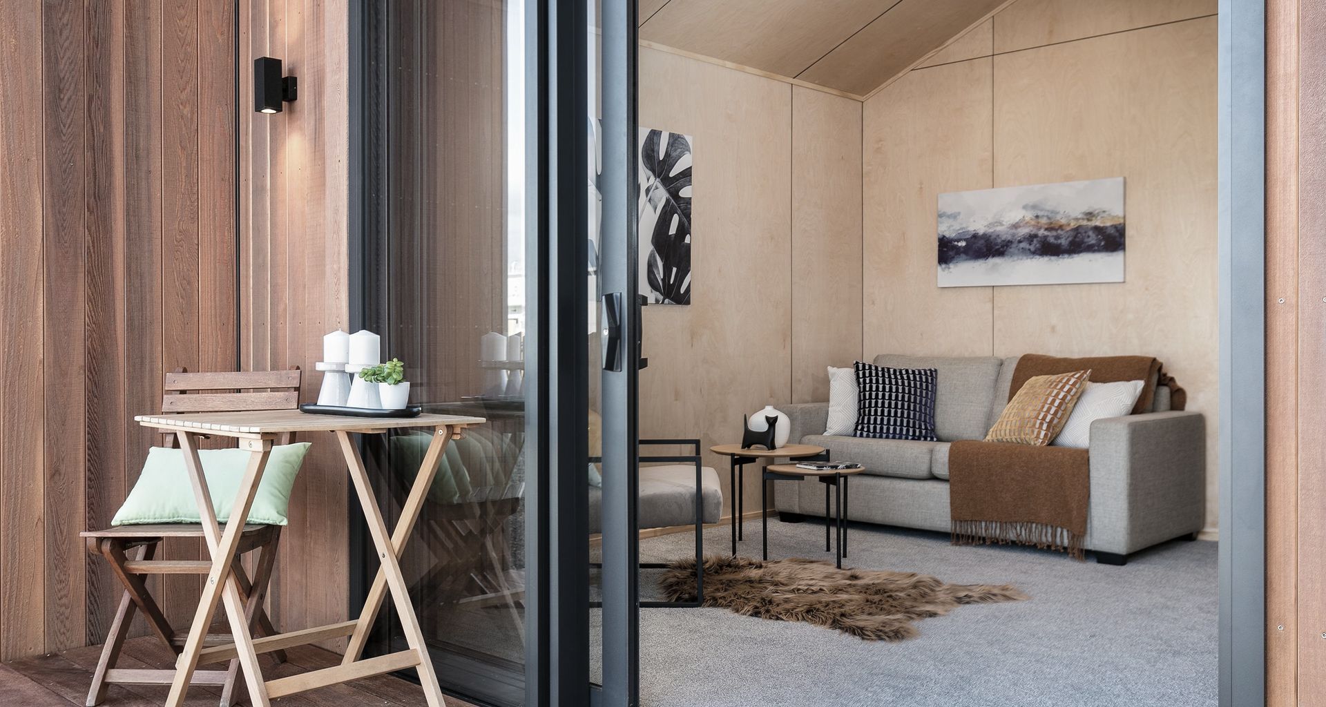 Small Living - High Spec Sleepouts banner