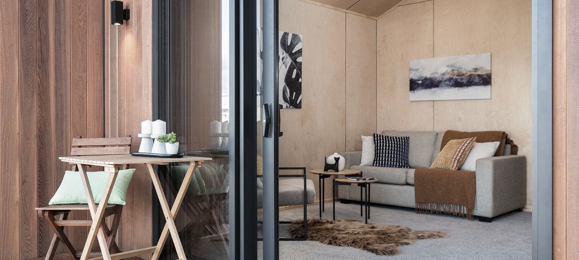 Small Living - High Spec Sleepouts banner